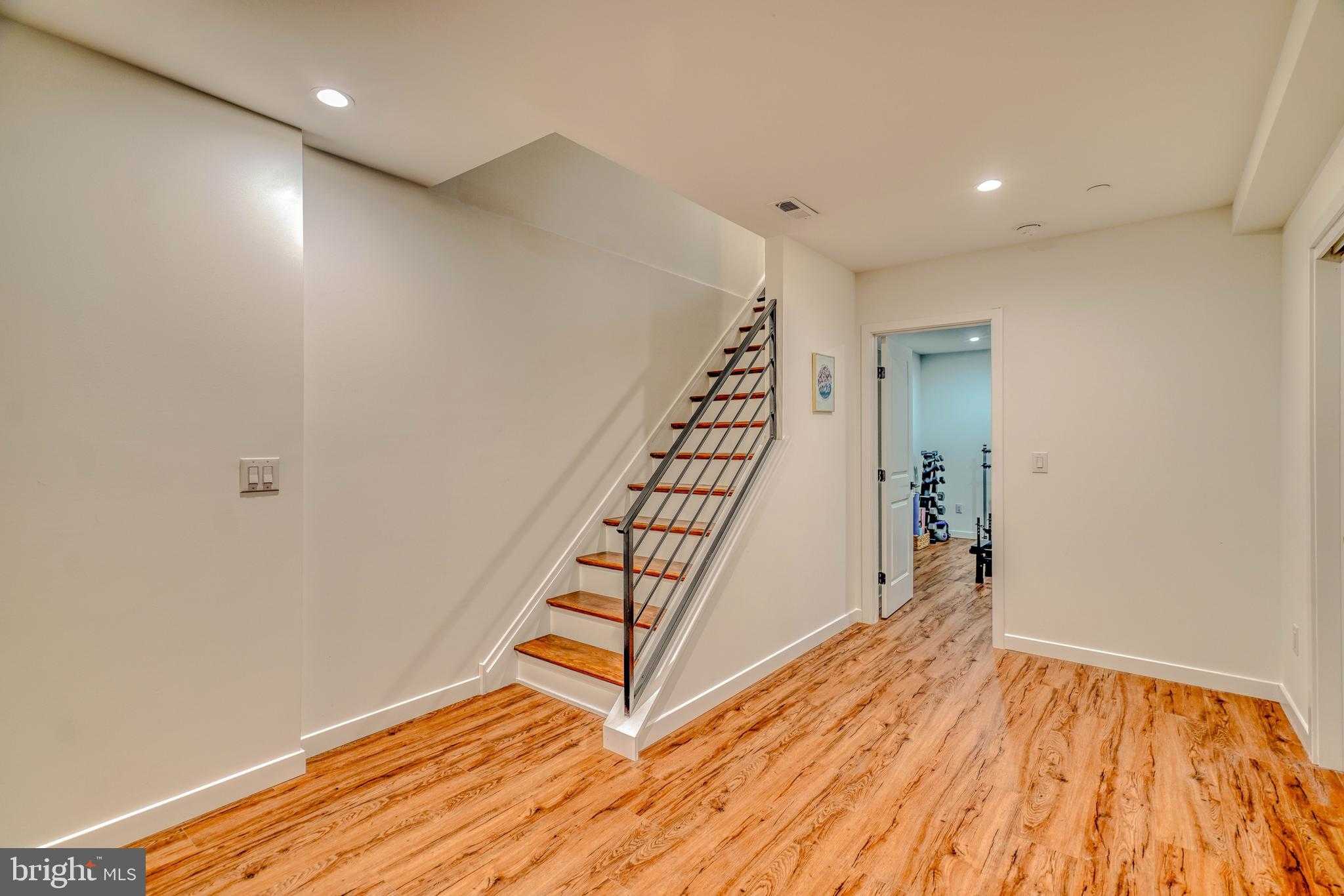 3217 Chatham St photo 59