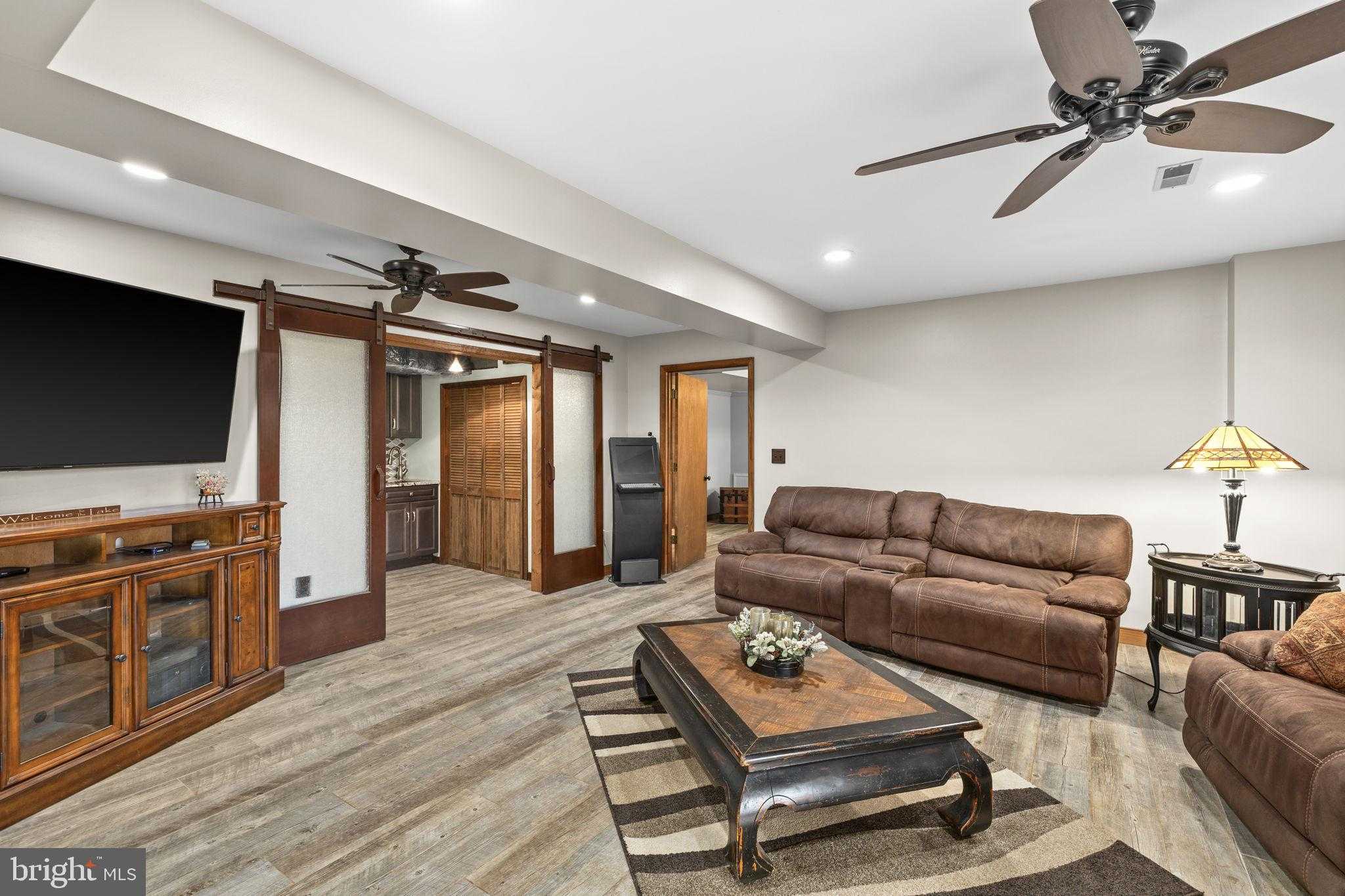 778 Overton Dr photo 47