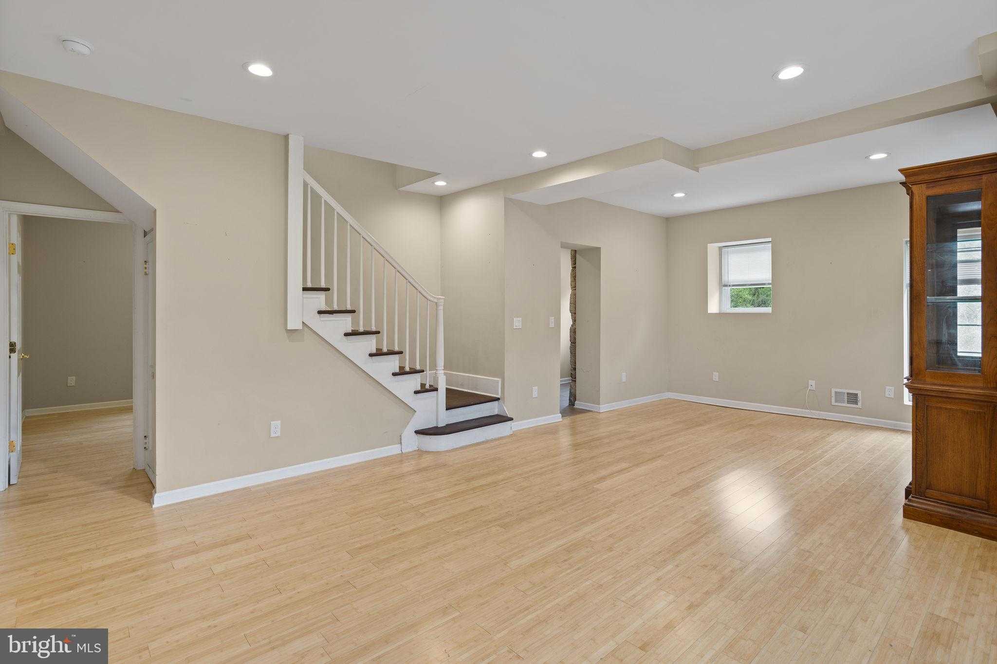 1790 Friedensville Rd photo 30