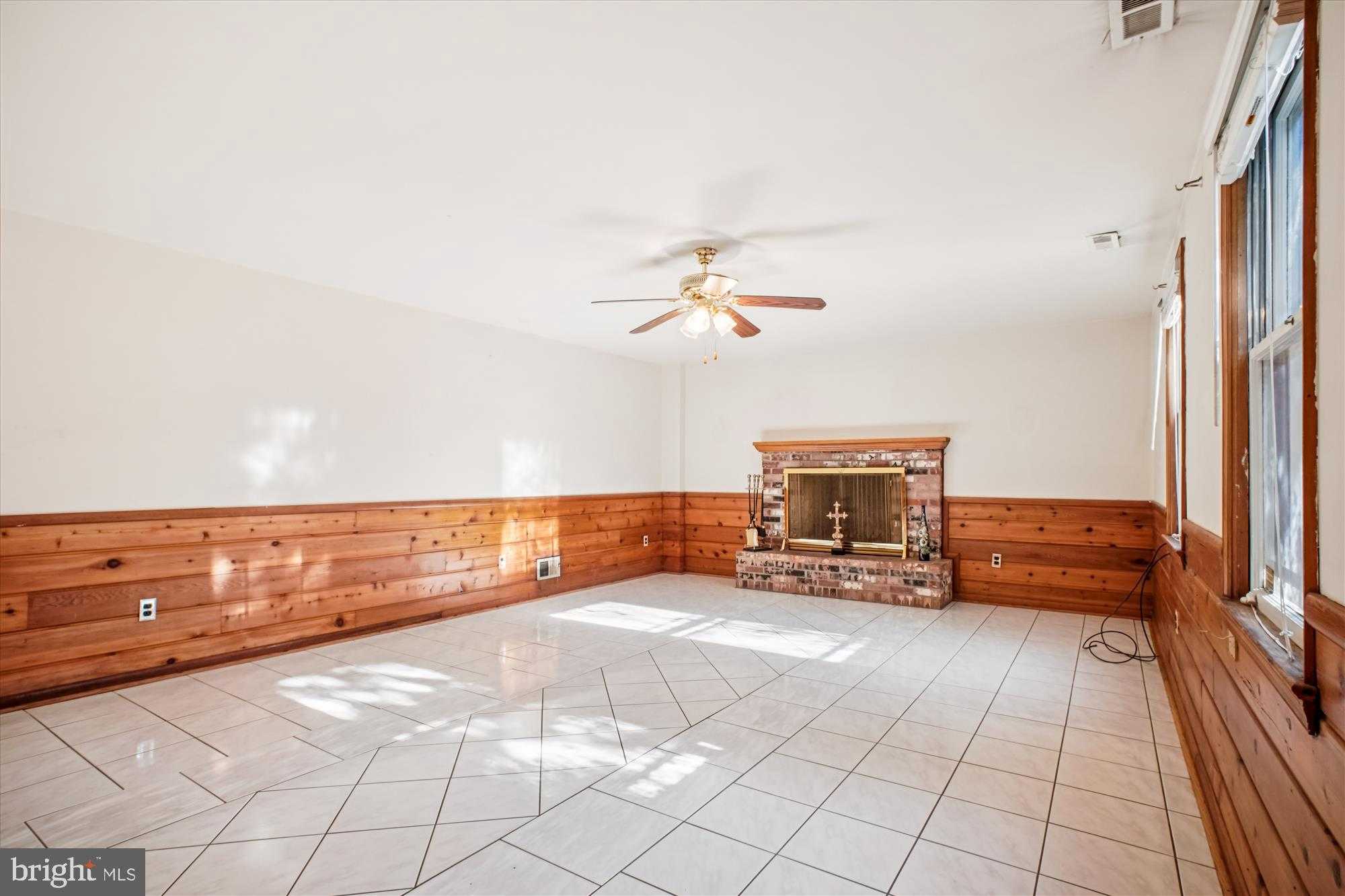 6144 Chesterbrook Rd photo 16