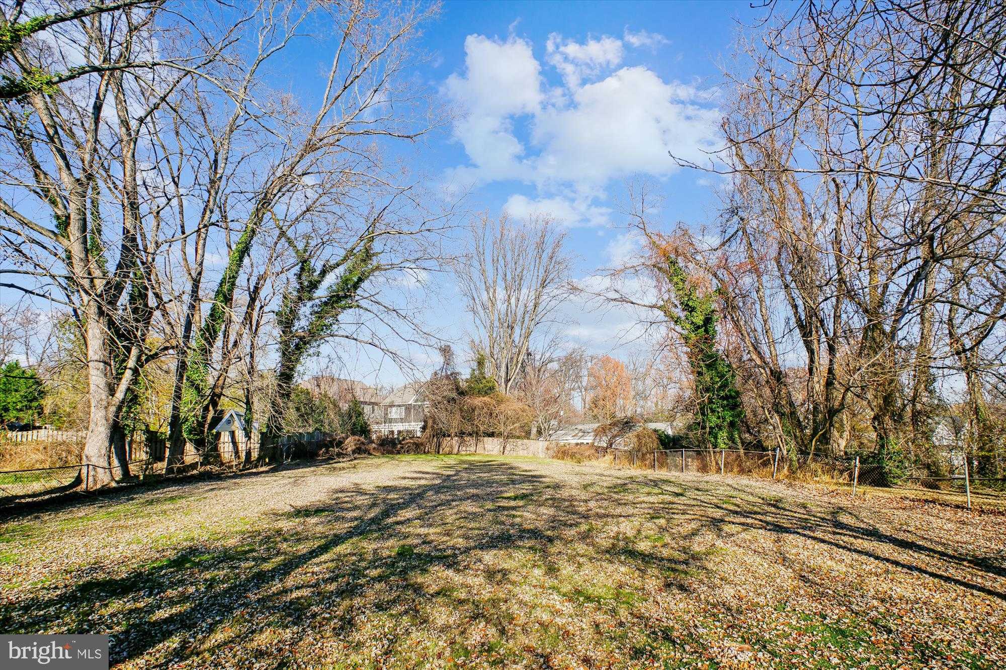 6144 Chesterbrook Rd photo 41