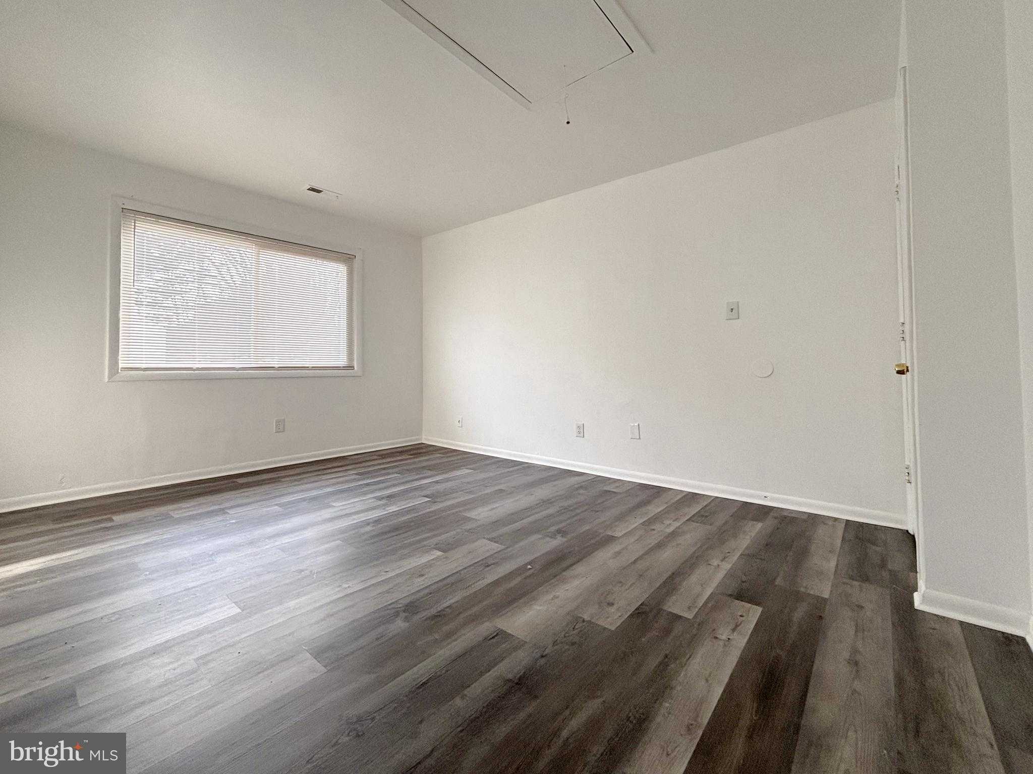 814 Windstream Way photo 18