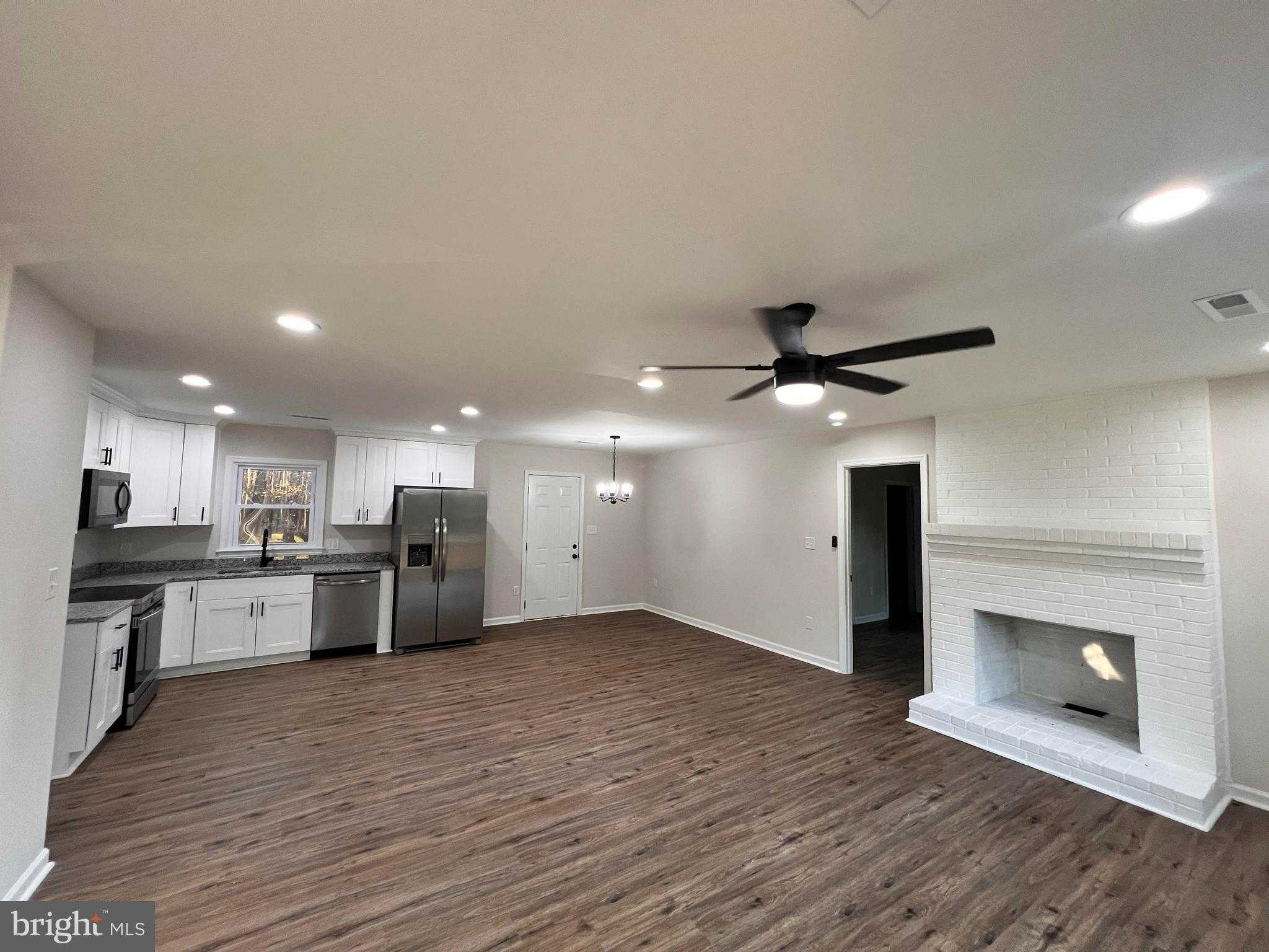 1950 S Tidwells Rd photo 9