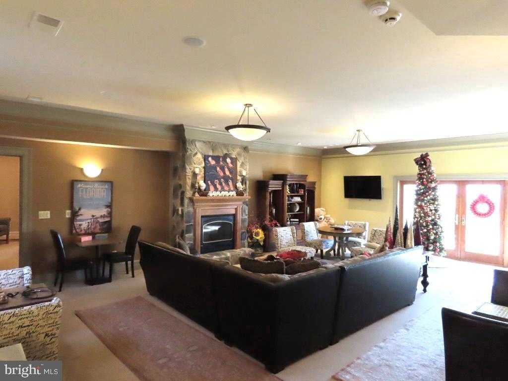 65 Clark Ln photo 28