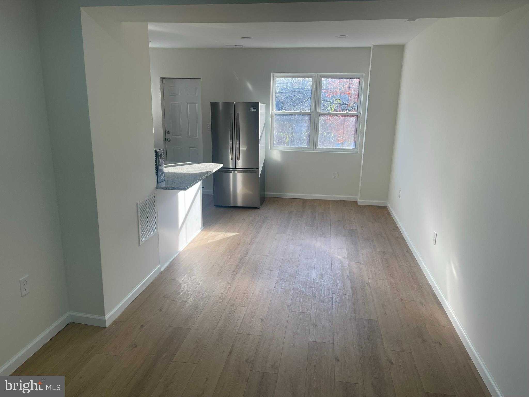 4111 Roland View Ave photo 3