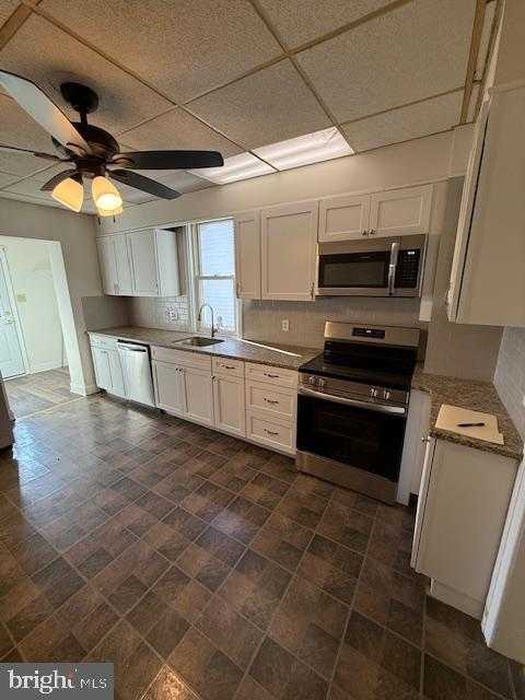 258 N 4th St photo 4