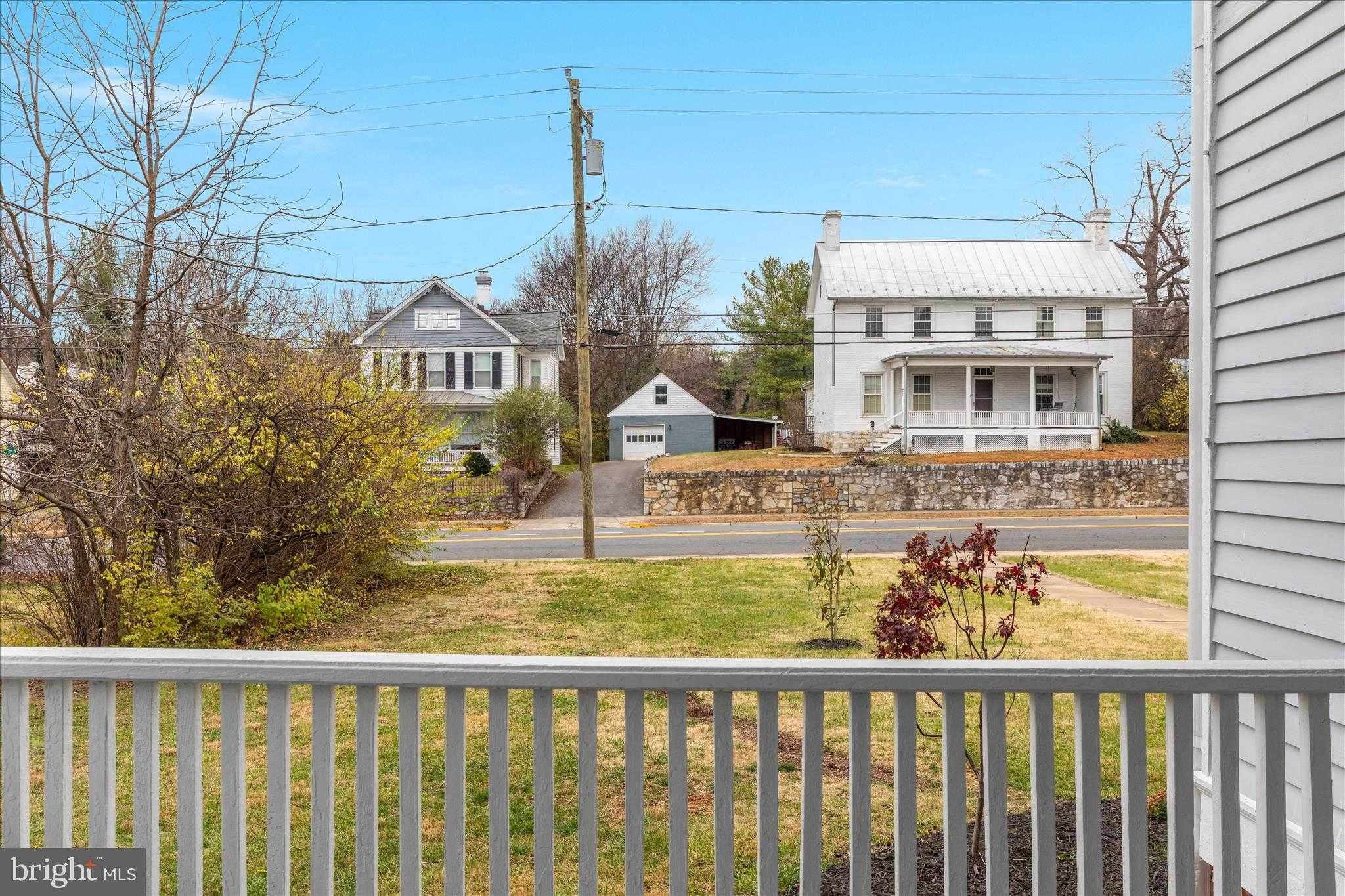 422 N Main St photo 63