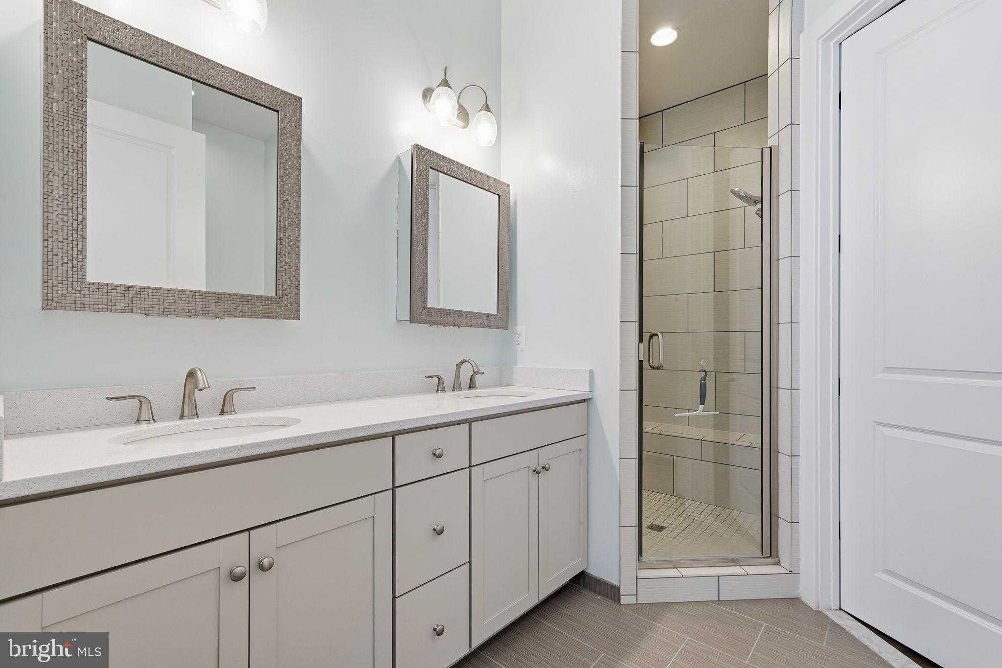 23595 Golden Embers Sq photo 17