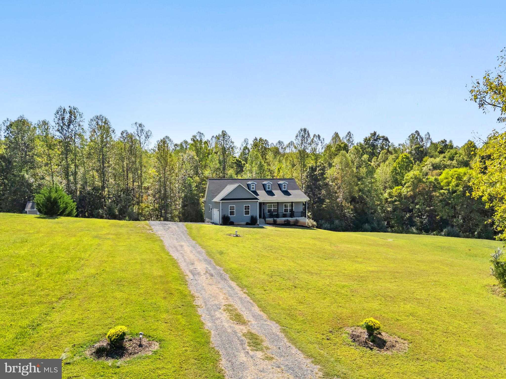 6471 Silk Rd photo 2