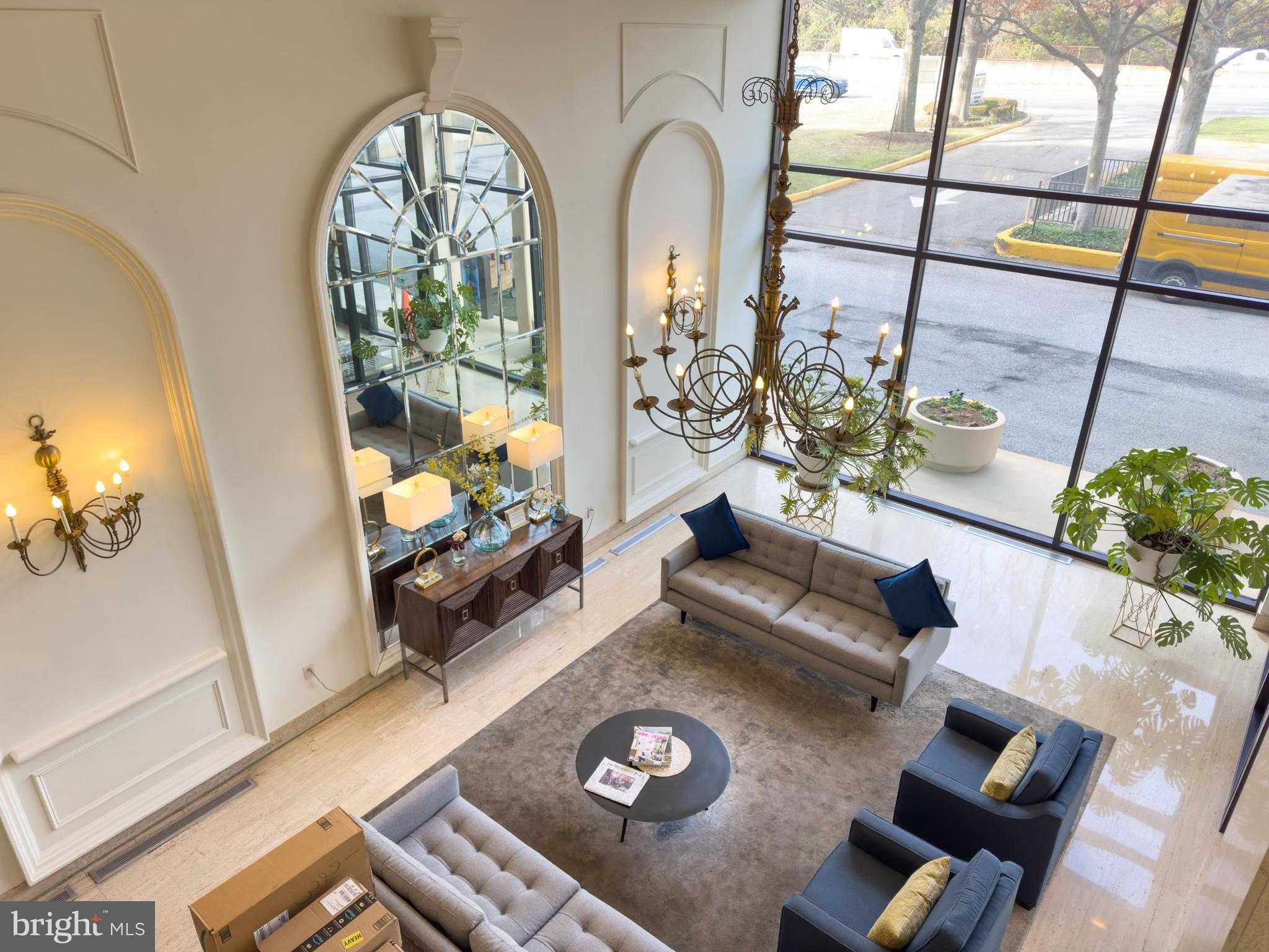 1300 Army Navy Dr Apt 124 photo 30