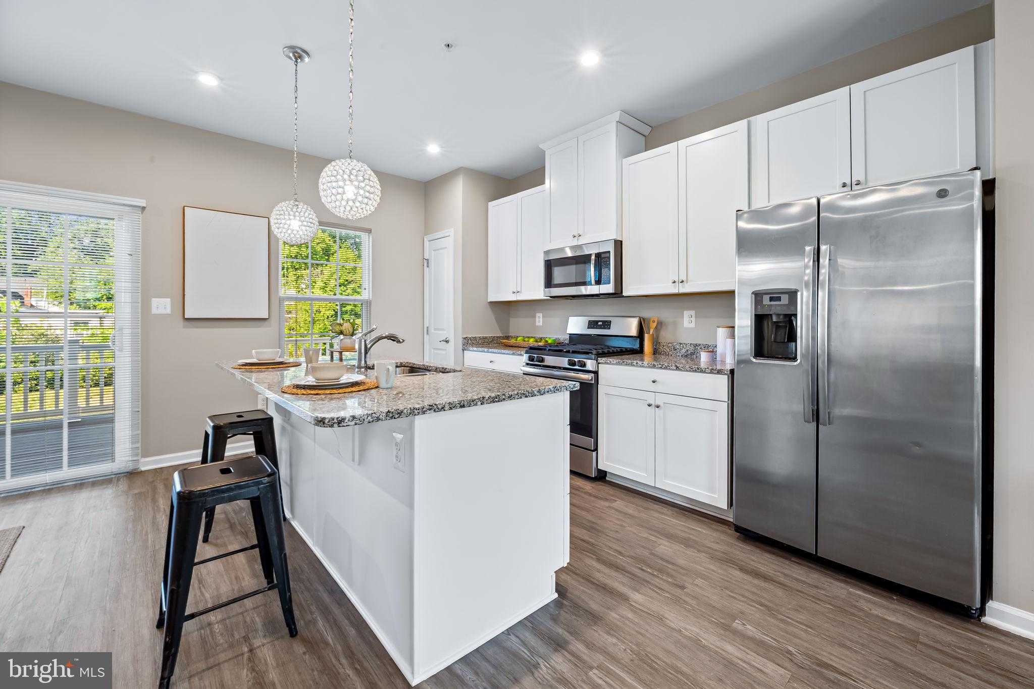 8206 Kirk Farm Cir photo 8