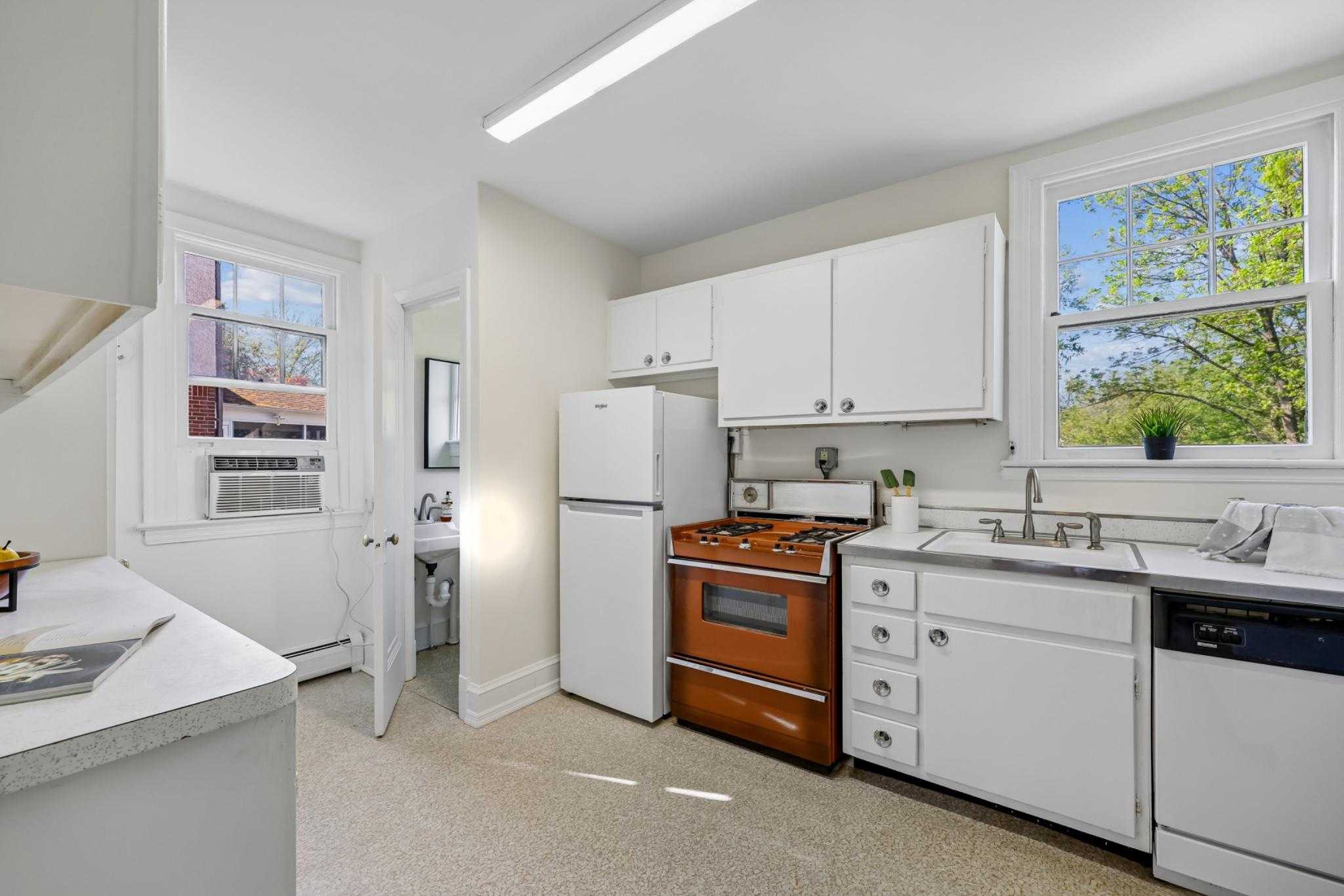 3807 Taylor St photo 23