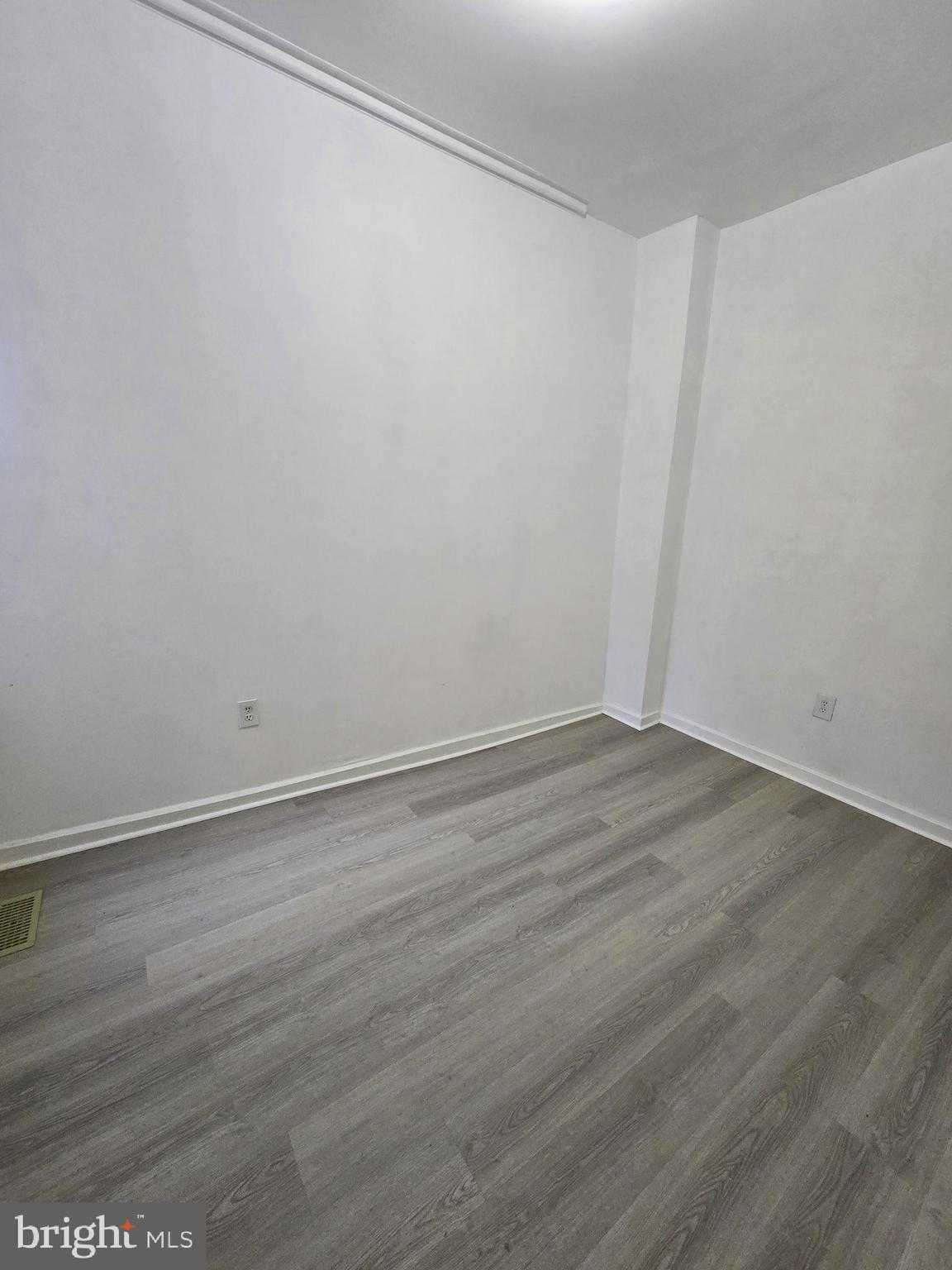 1009 W Susquehanna Ave photo 13