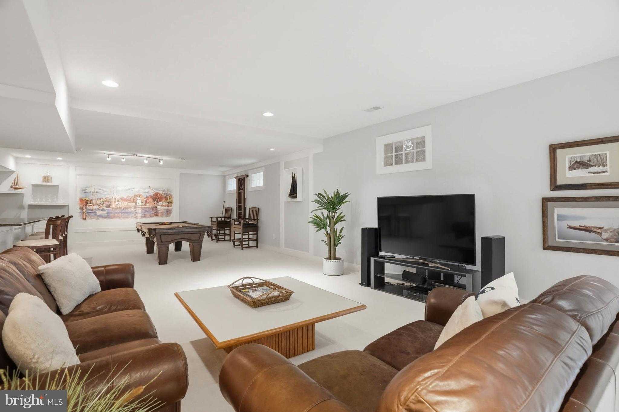 200 Black Skimmer CT photo 31