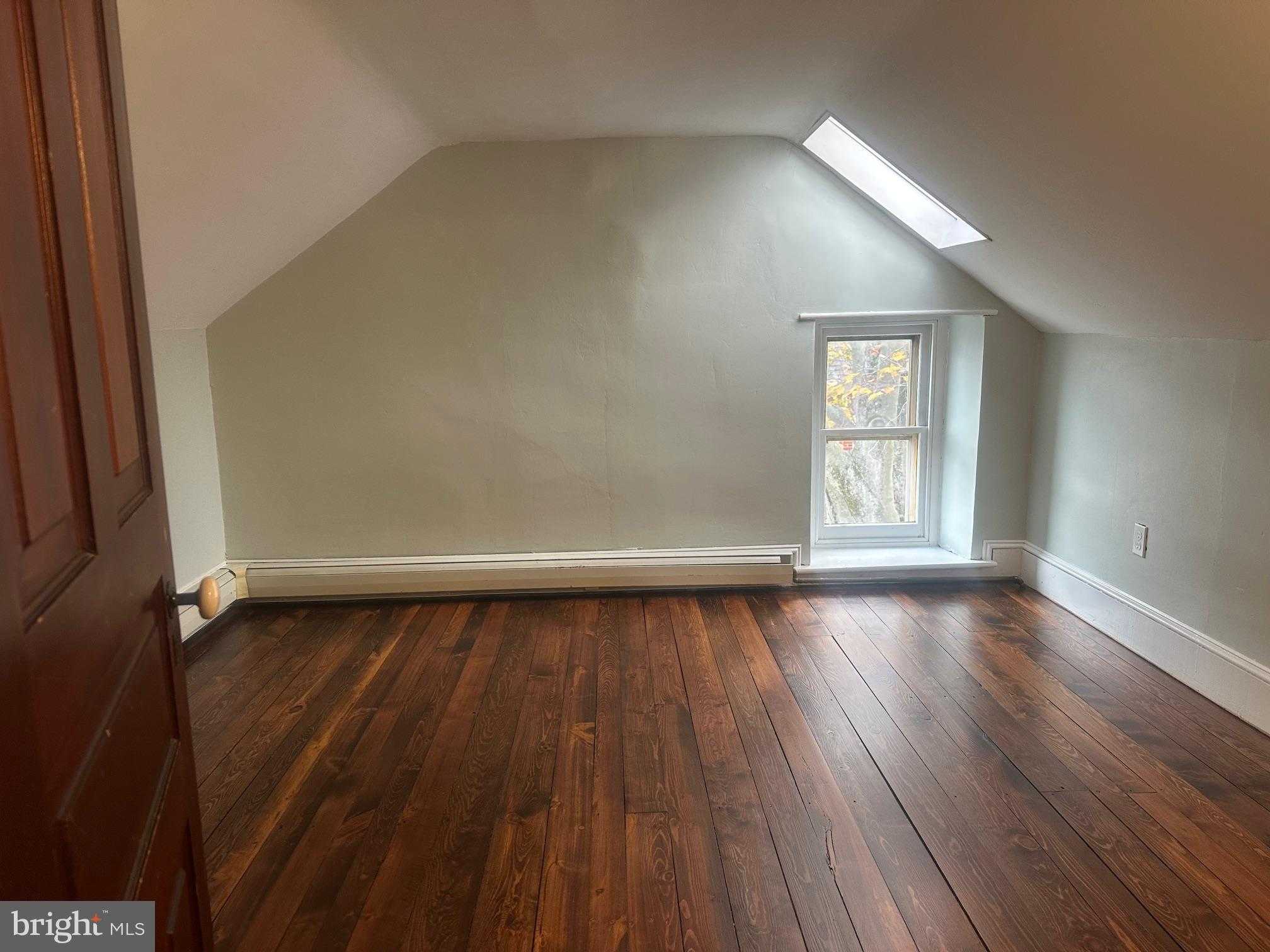 343 Main St photo 59