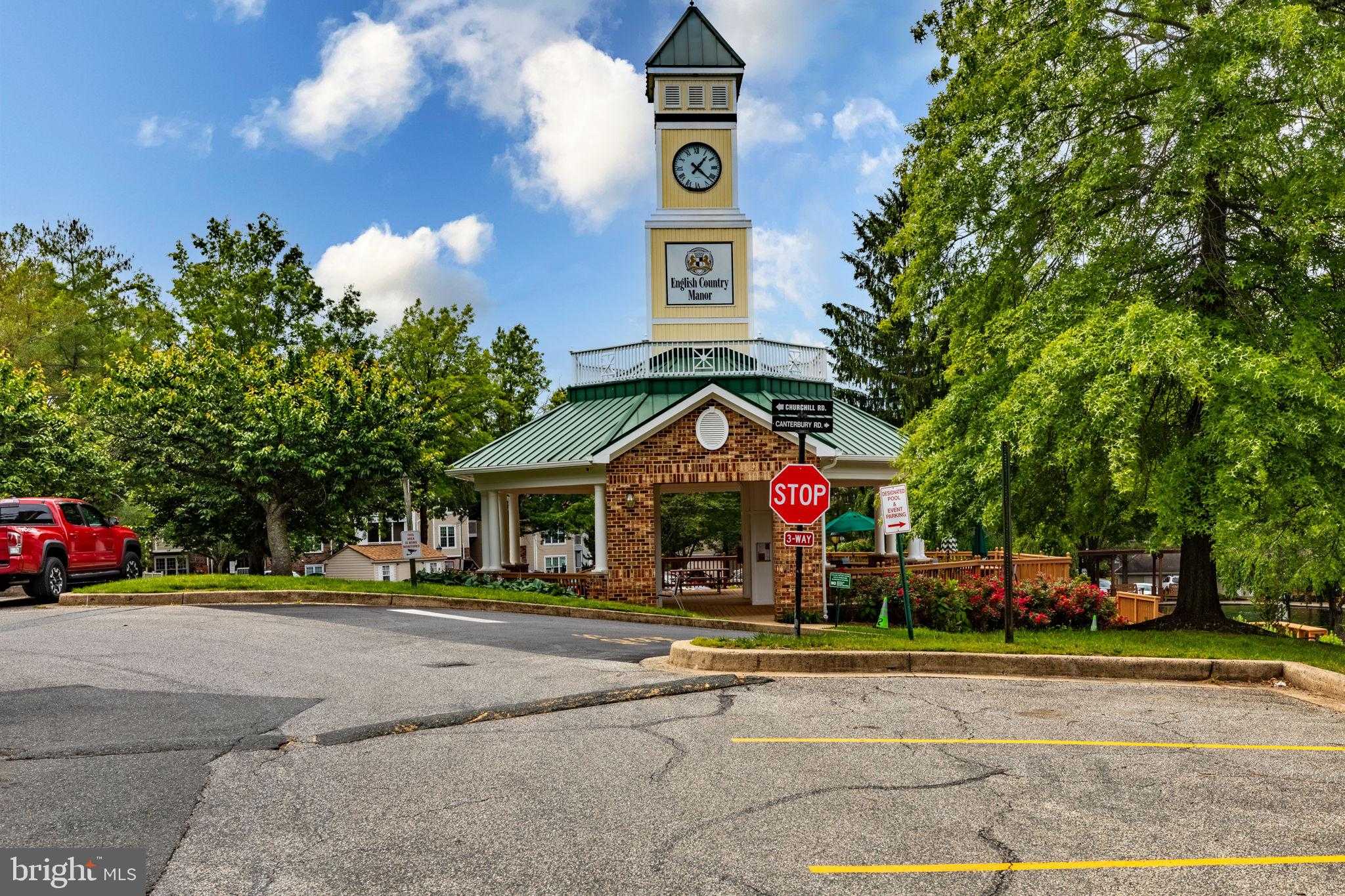 608 Churchill Rd photo 24