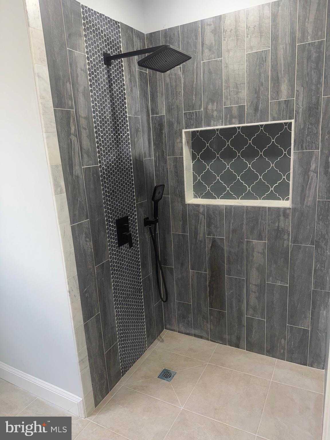 1623 N 61st St photo 34