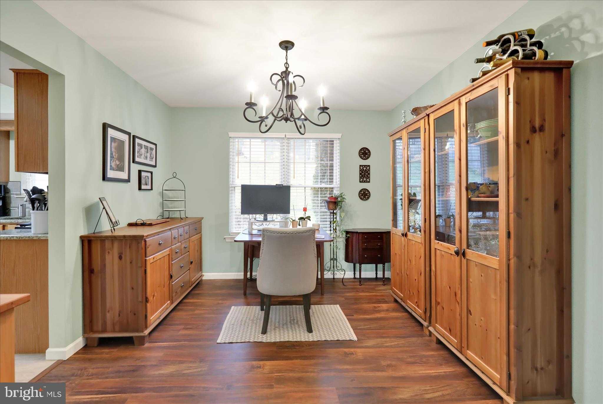 4910 Dunham Dr photo 11