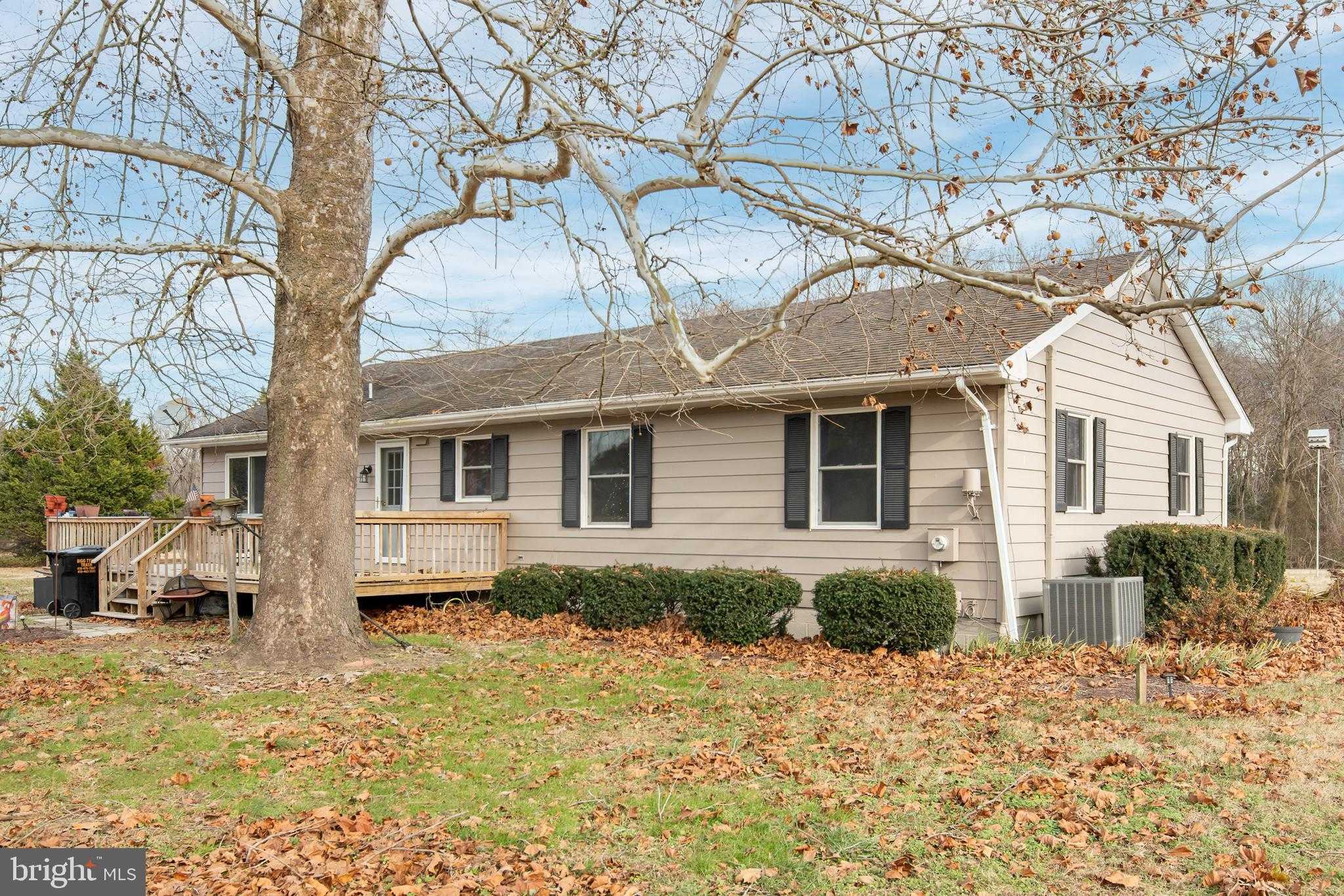 24383 Robins Creek Rd photo 6