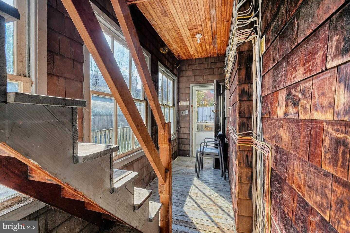 165 King George St photo 54