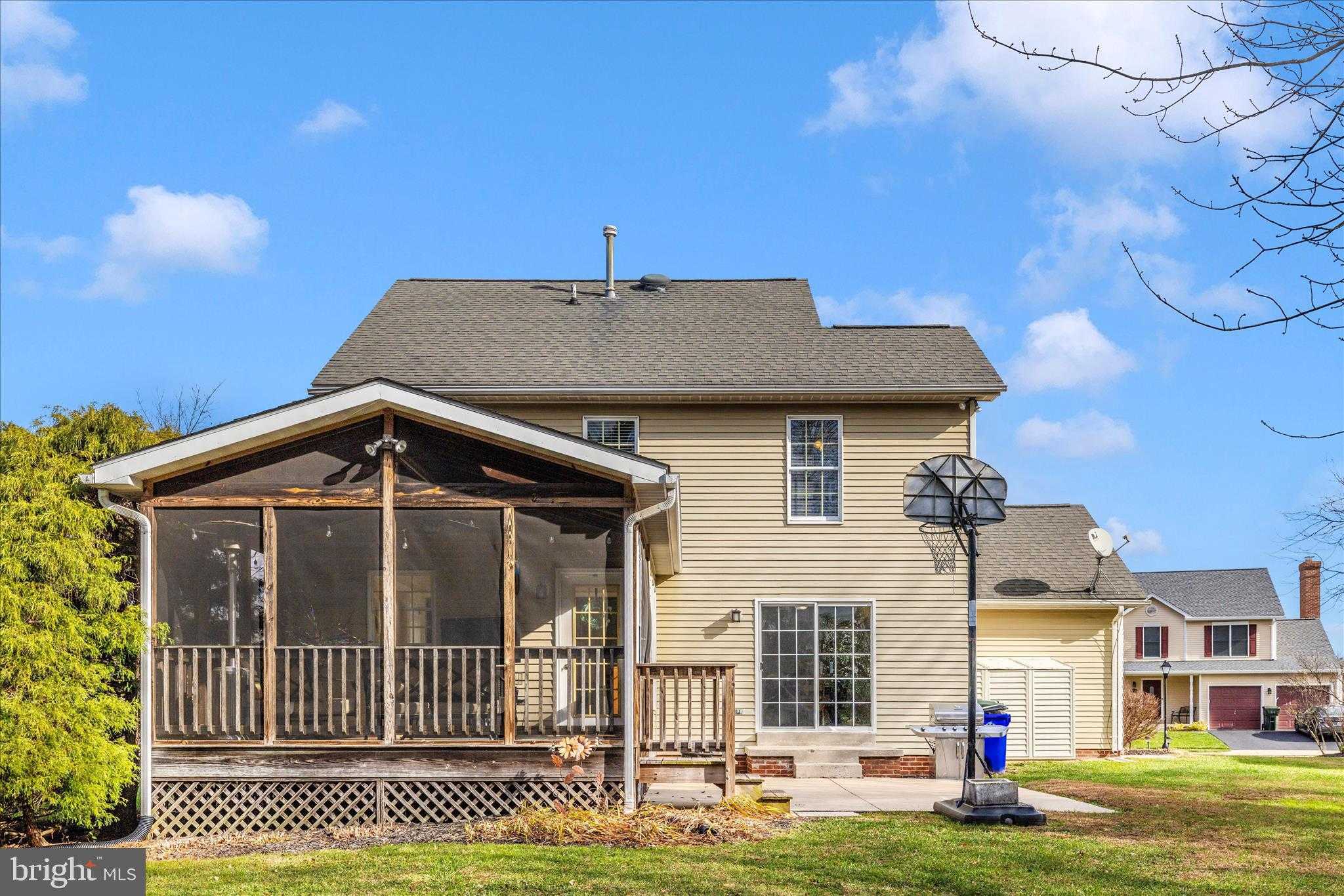 2181 E Greenleaf Dr photo 46