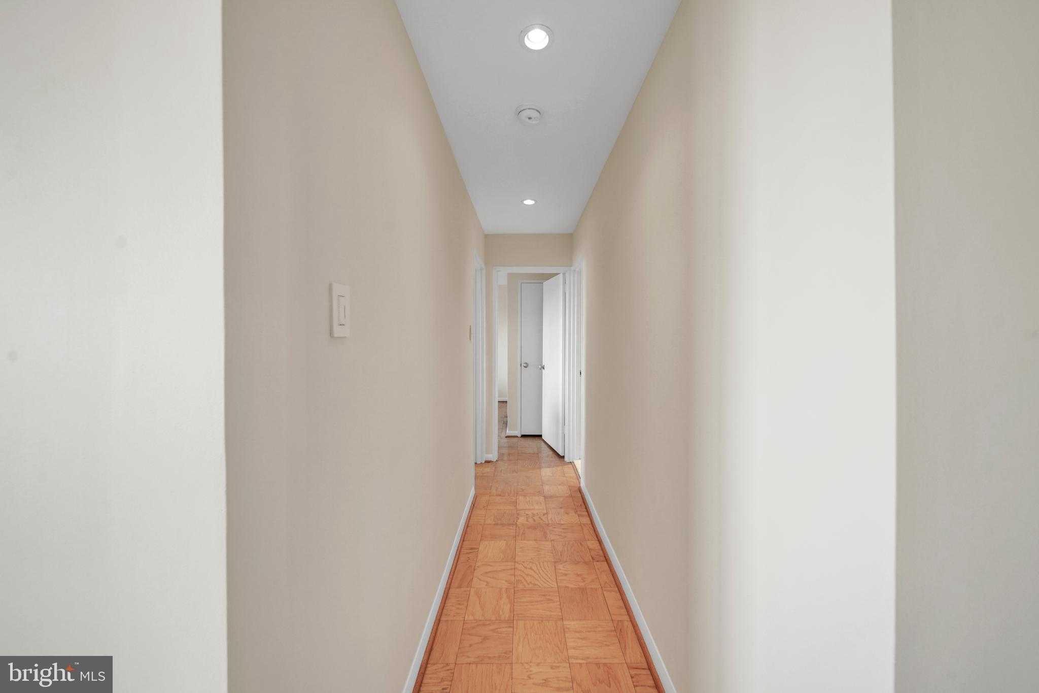 5101 River Rd Apt 1904 photo 9