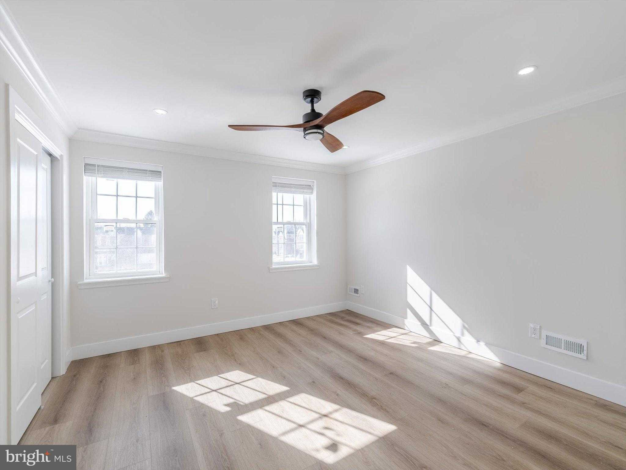 6343 Milton St photo 11