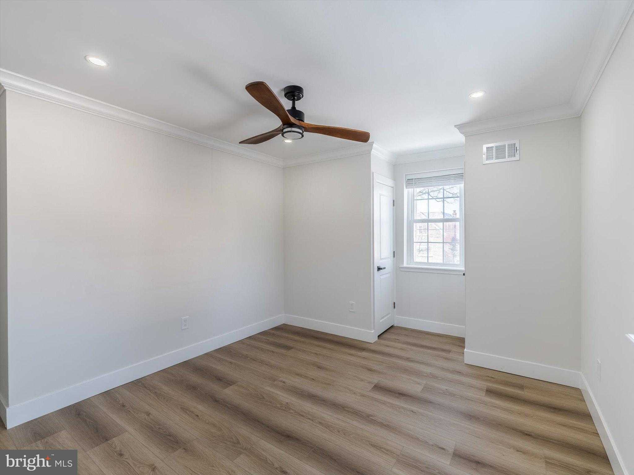 6343 Milton St photo 22