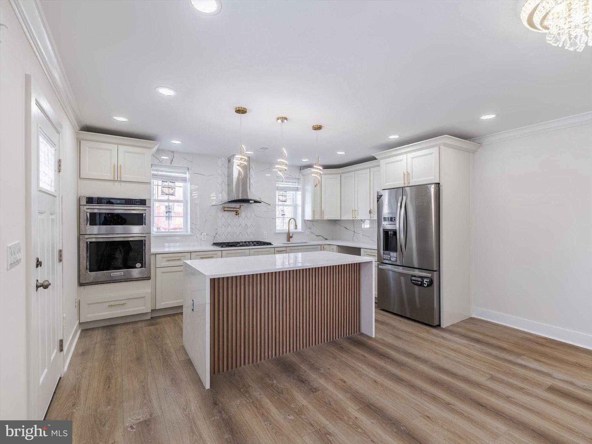 6343 Milton St photo 3