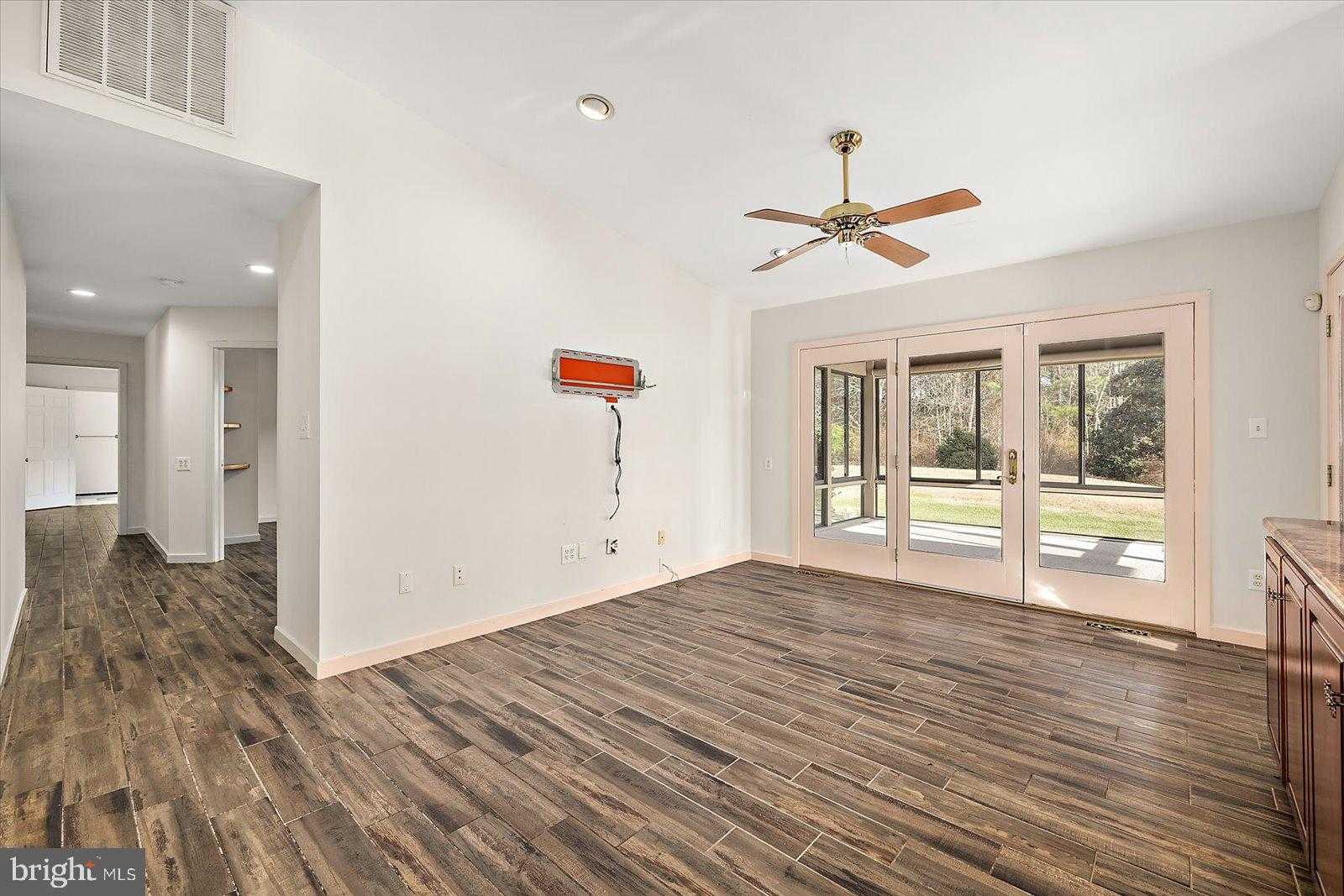 8814 Hunting Hound Rd photo 25