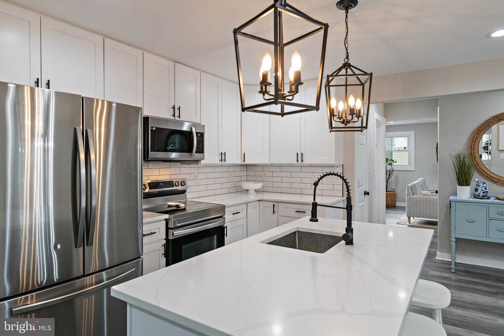 1009 Old Bay Ridge Rd photo 25