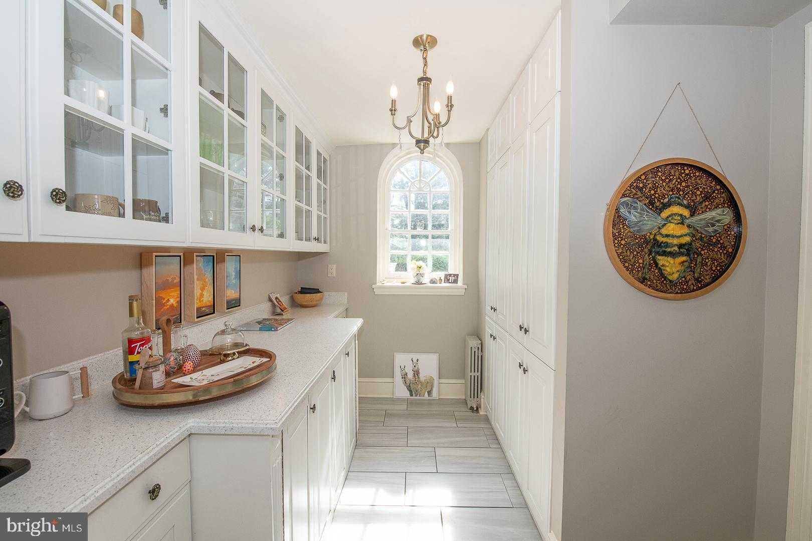 700 Hazelhurst Ave photo 12