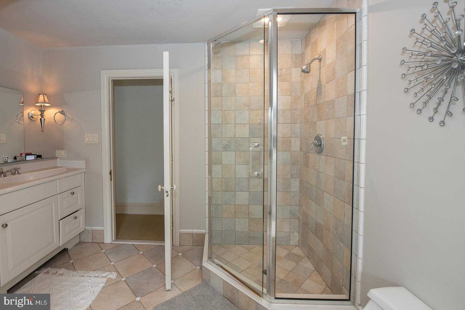 700 Hazelhurst Ave photo 39