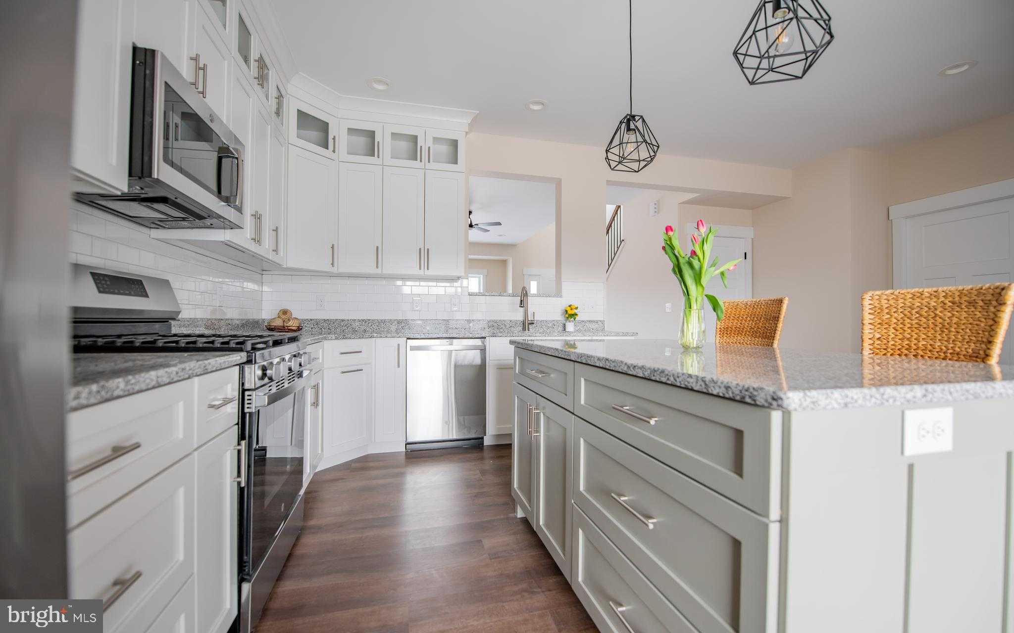 51 Wisteria Ln photo 9