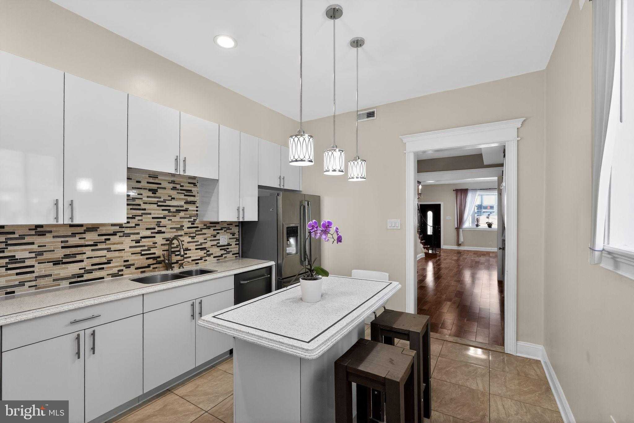 2515 S 16th St photo 10