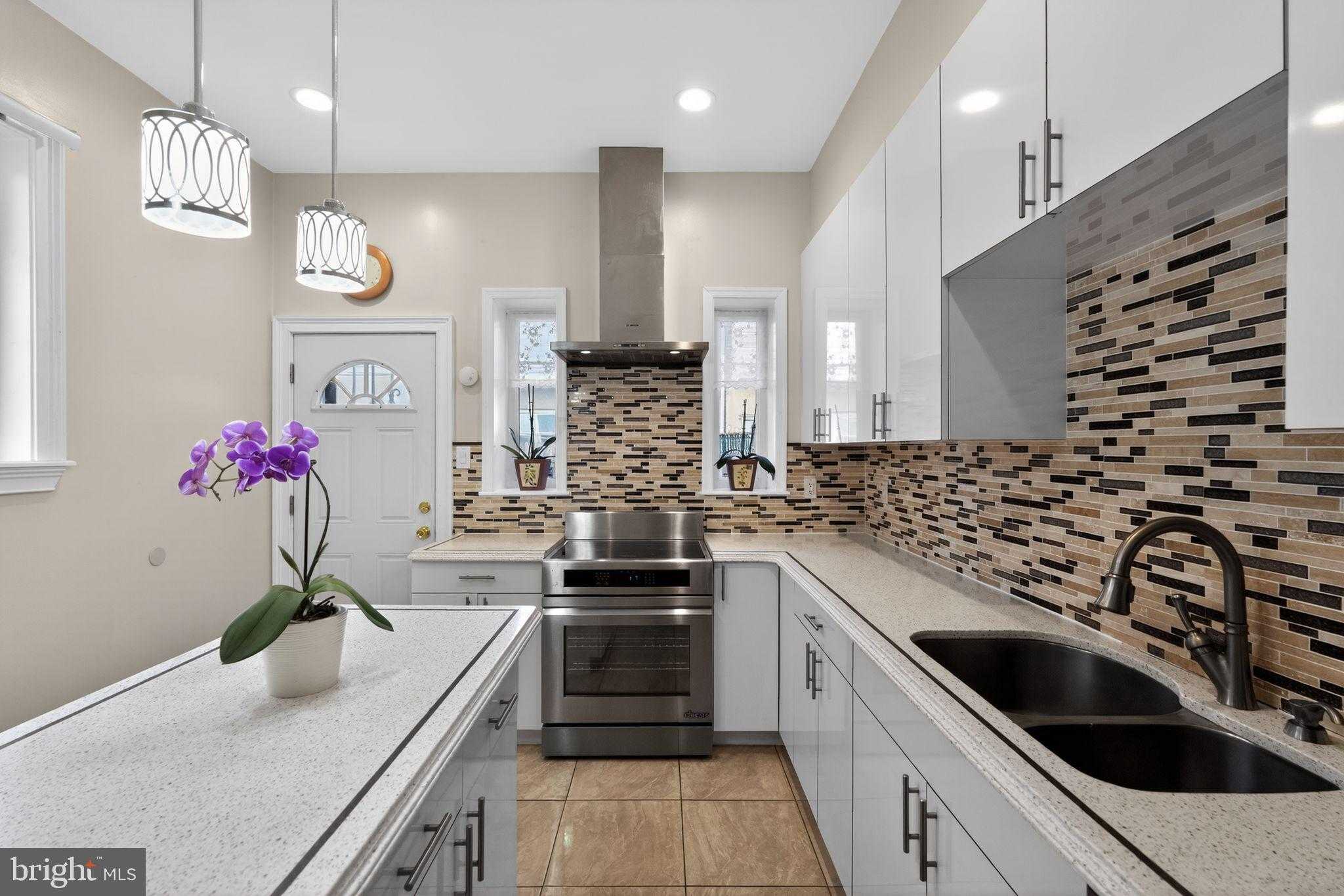 2515 S 16th St photo 11