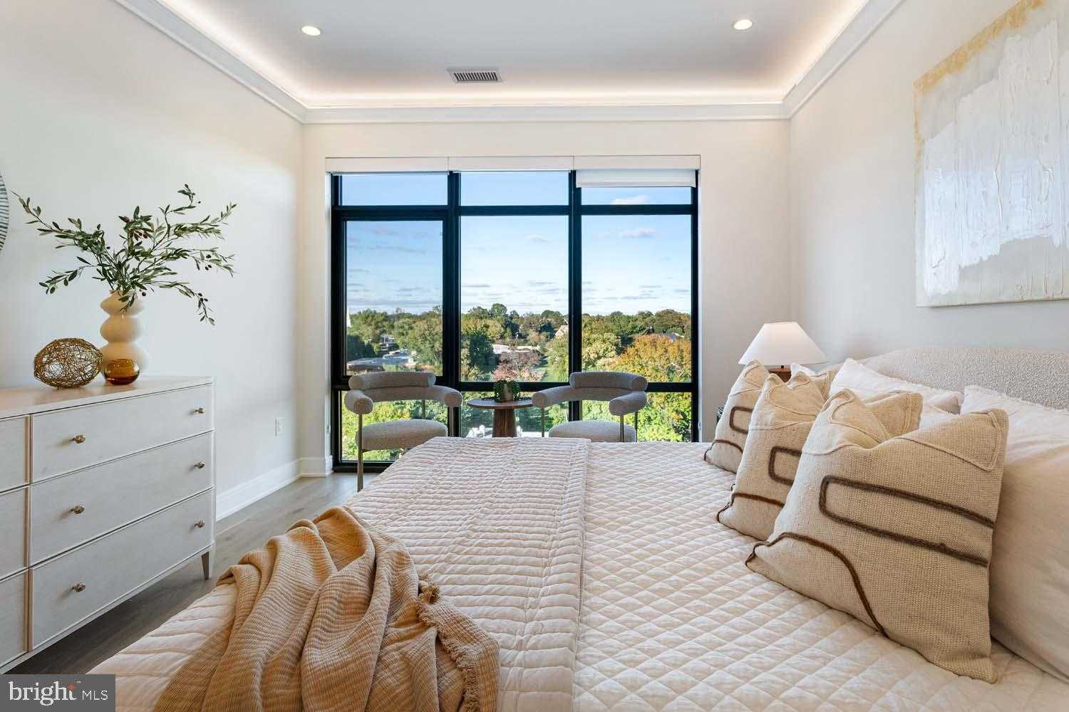 6718 Lowell Ave Unit 702 photo 21