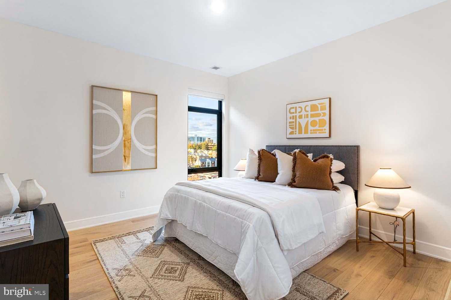 6718 Lowell Ave Unit 702 photo 29