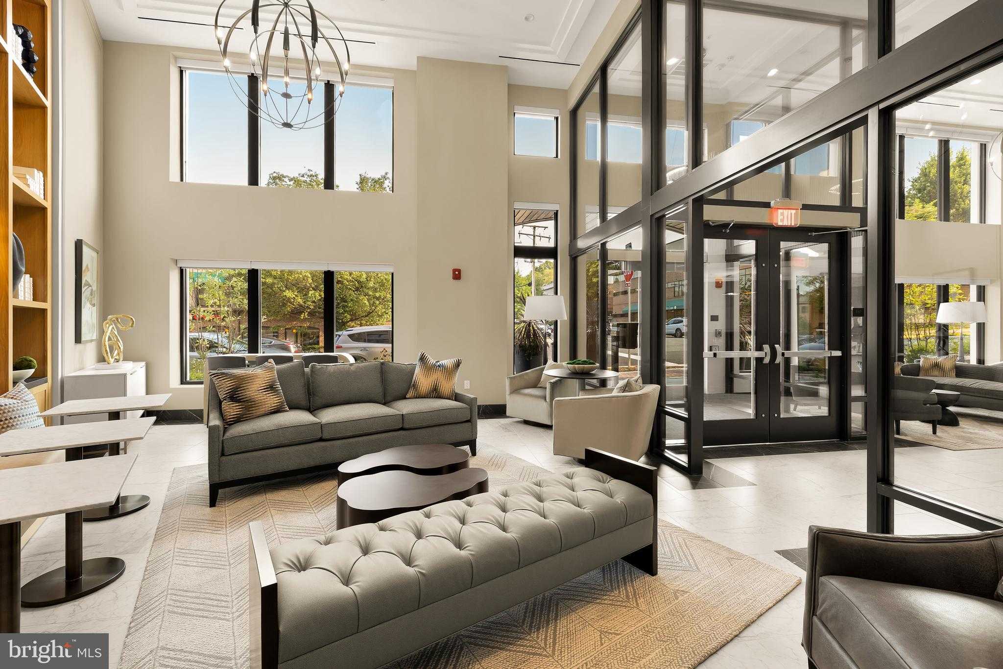 6718 Lowell Ave Unit 702 photo 39