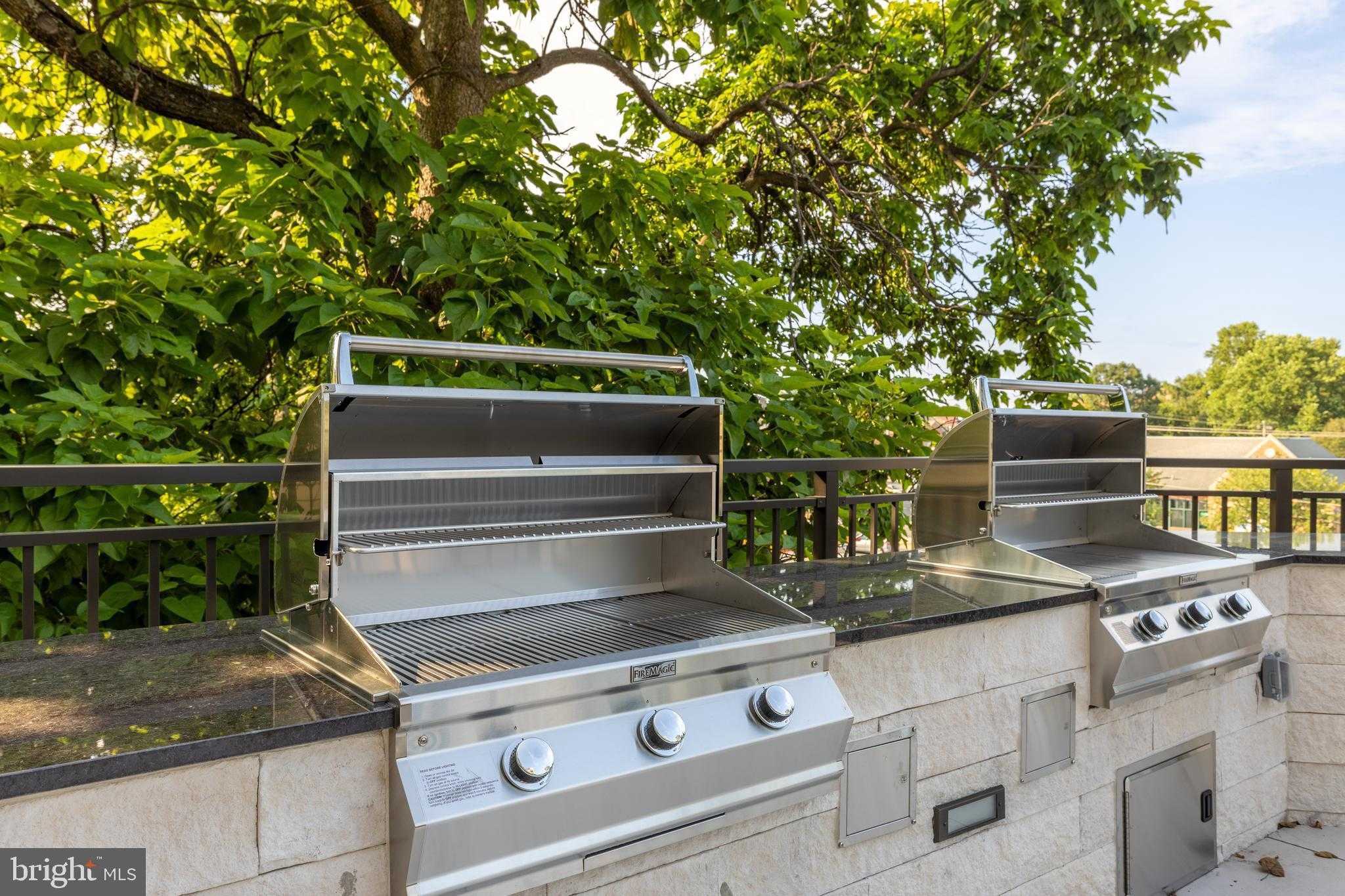 6718 Lowell Ave Unit 702 photo 61