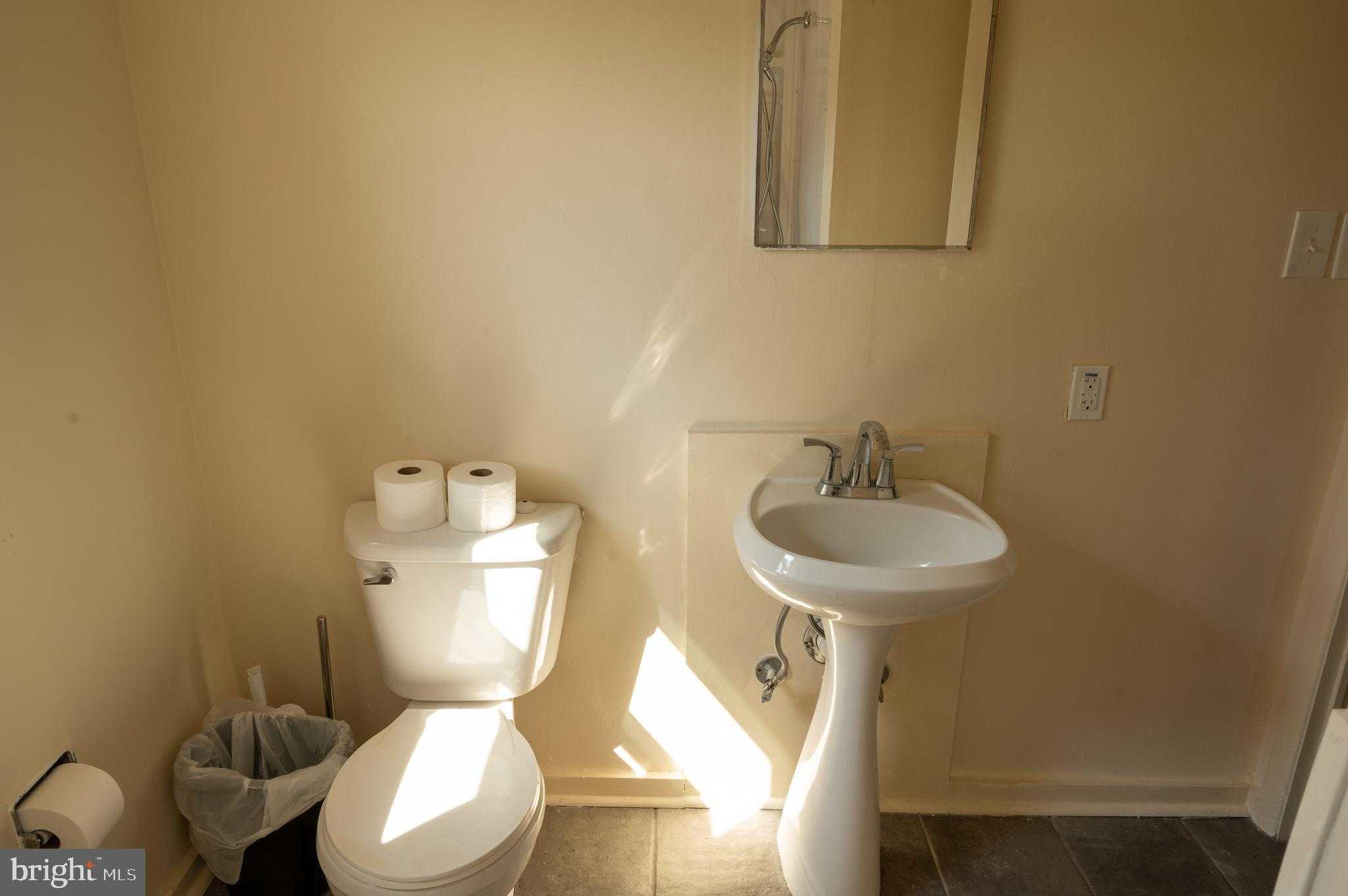 108 Martin Dr photo 32