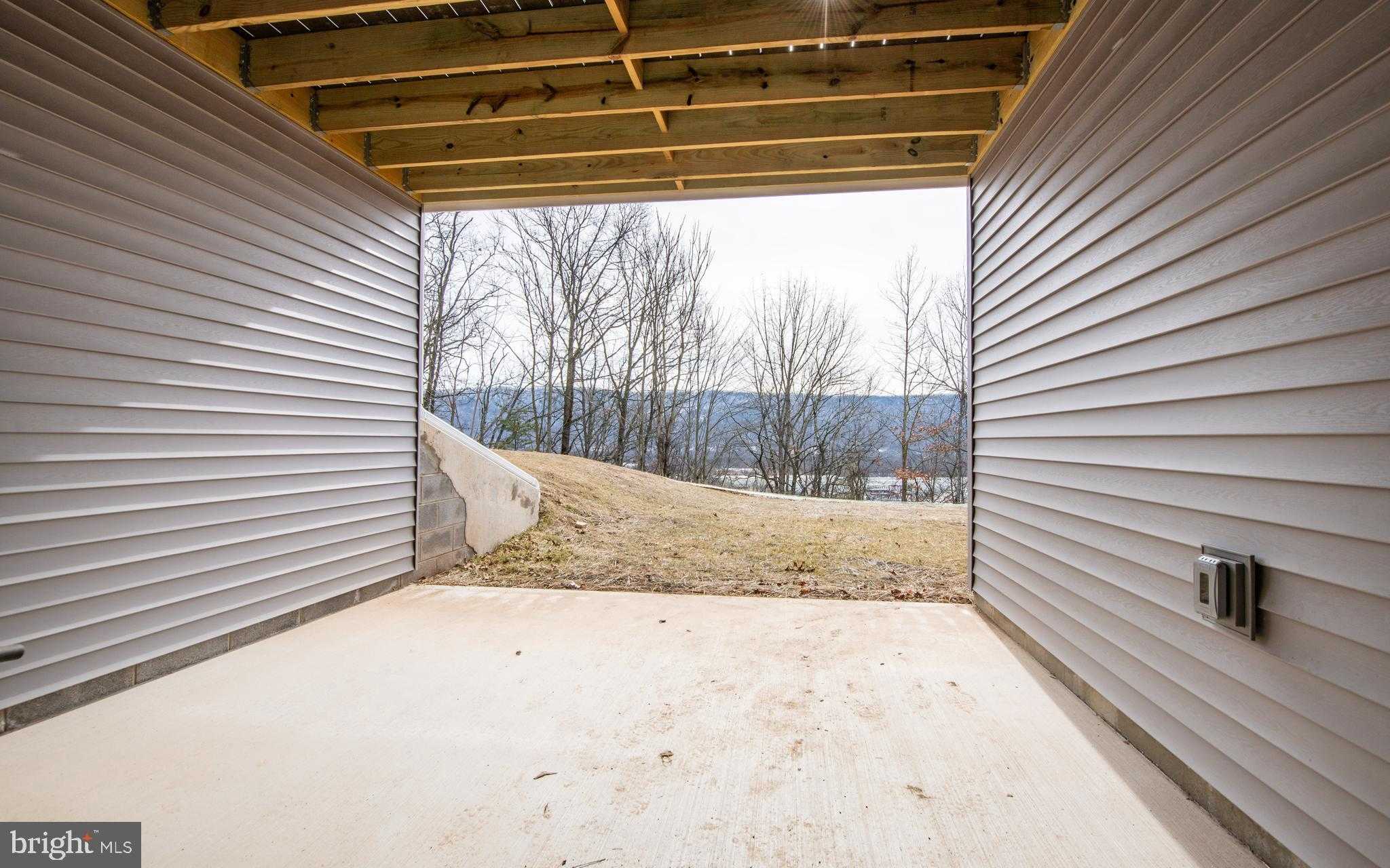 53 Wisteria Ln photo 26