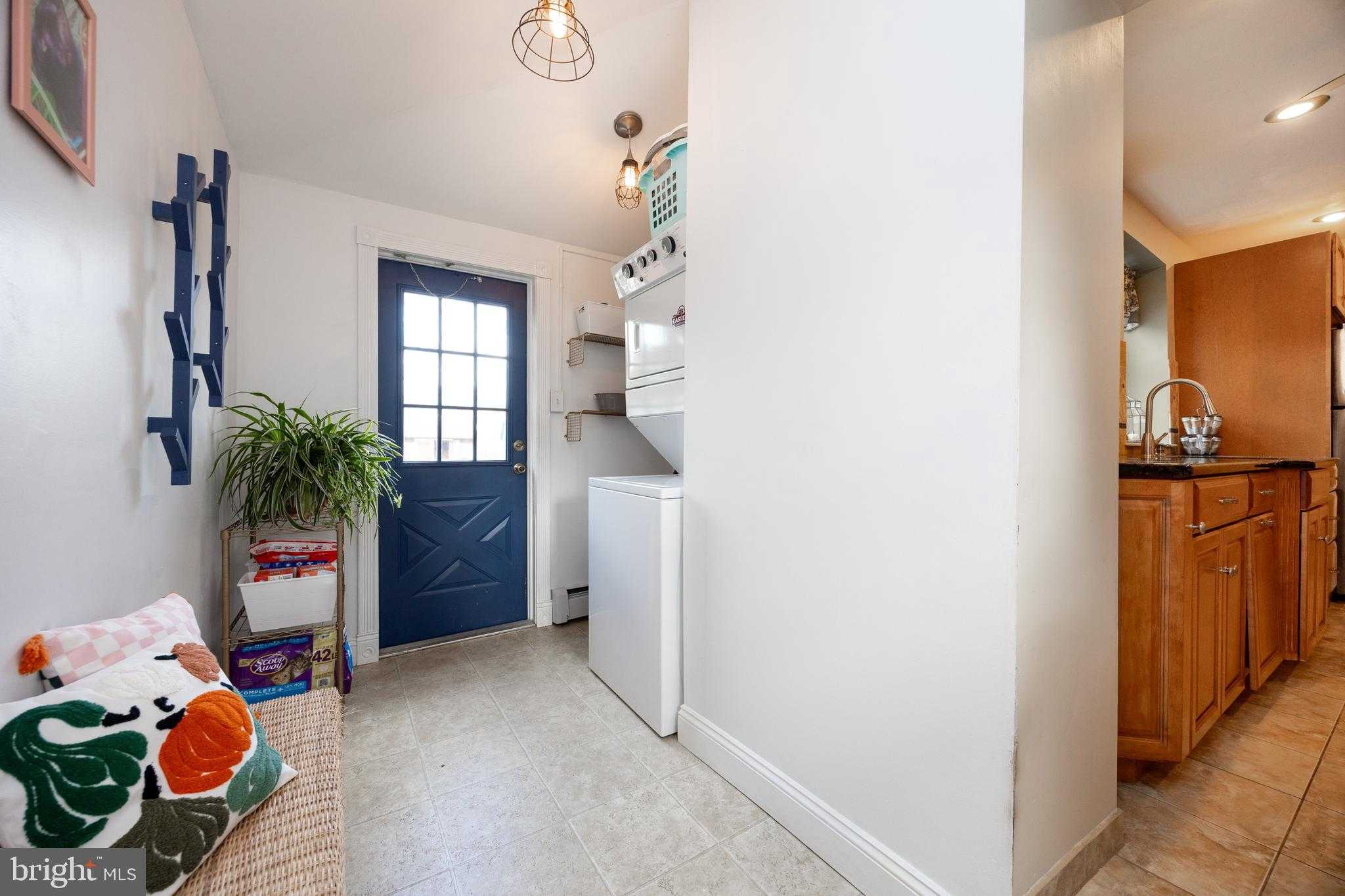 19 Glenwood Ave photo 15