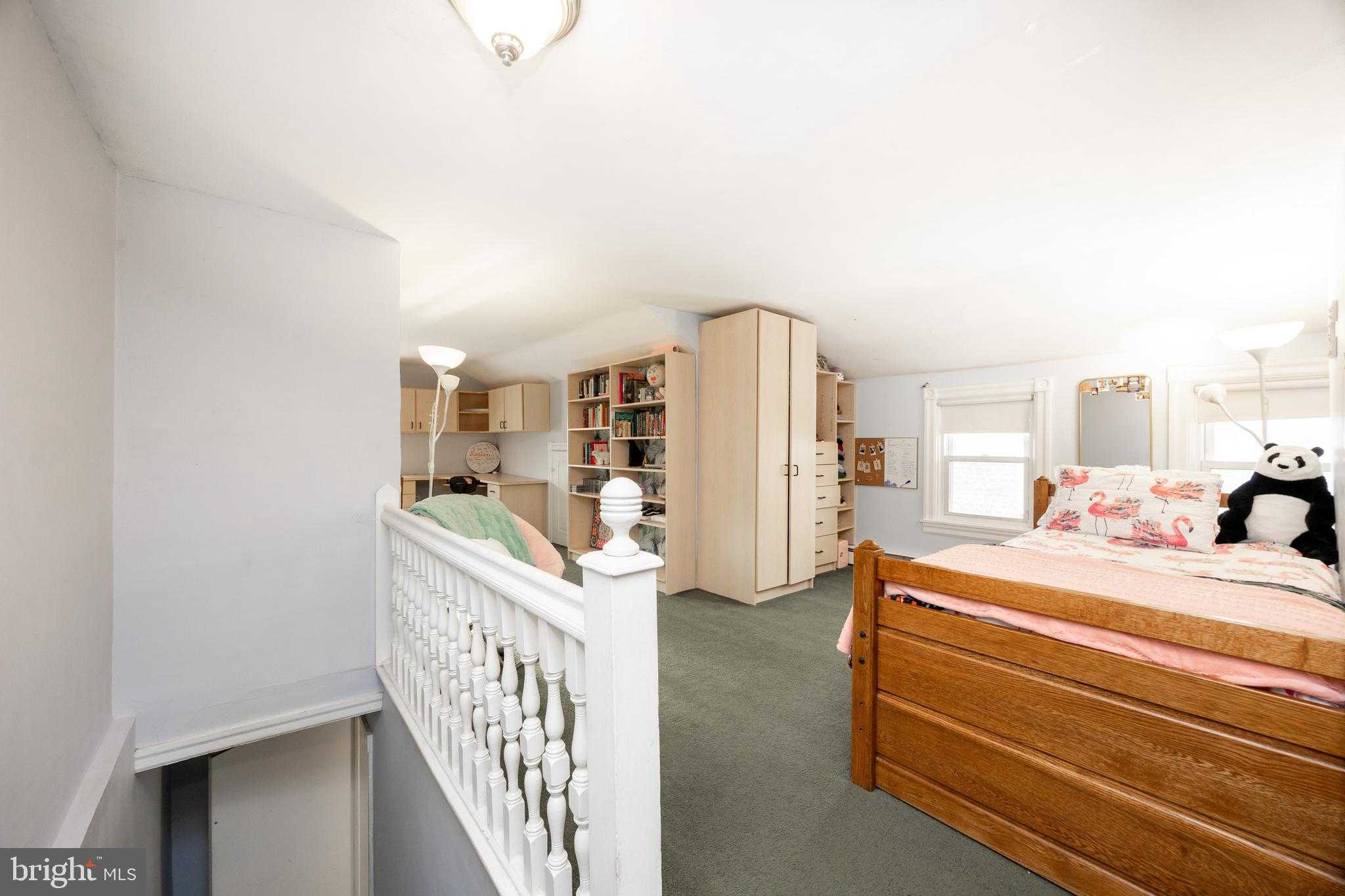 19 Glenwood Ave photo 18