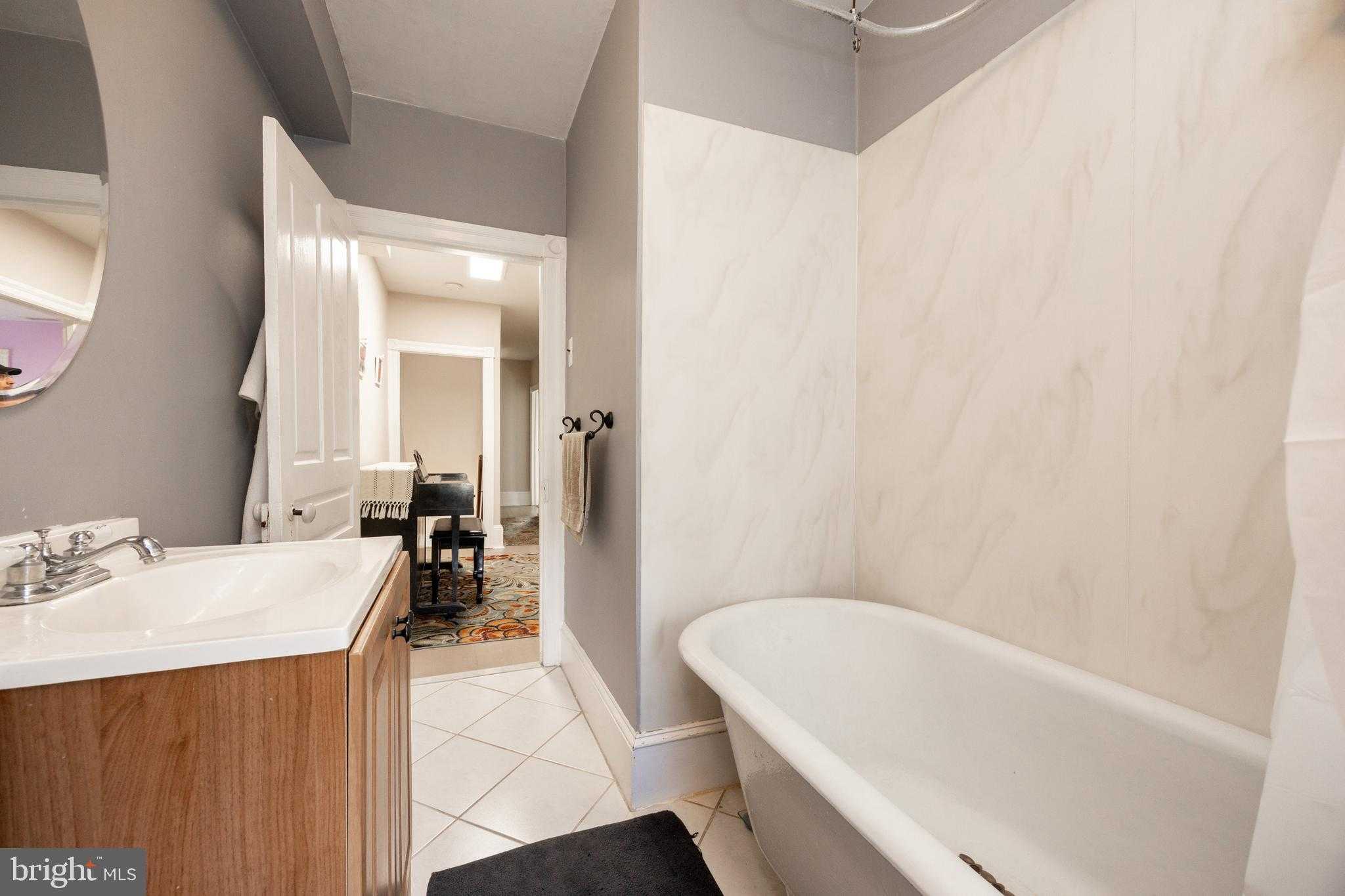 19 Glenwood Ave photo 22