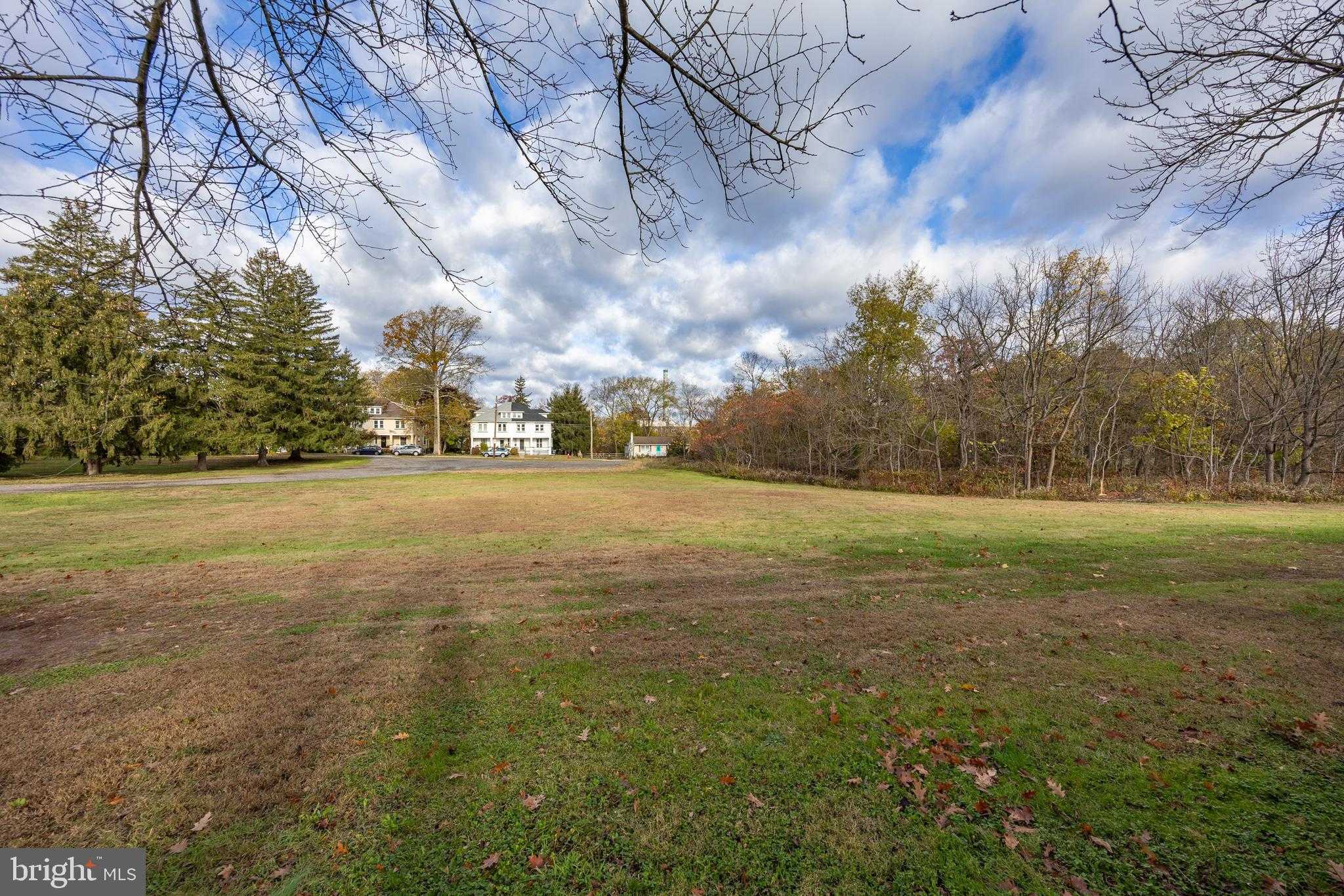 19 Glenwood Ave photo 36