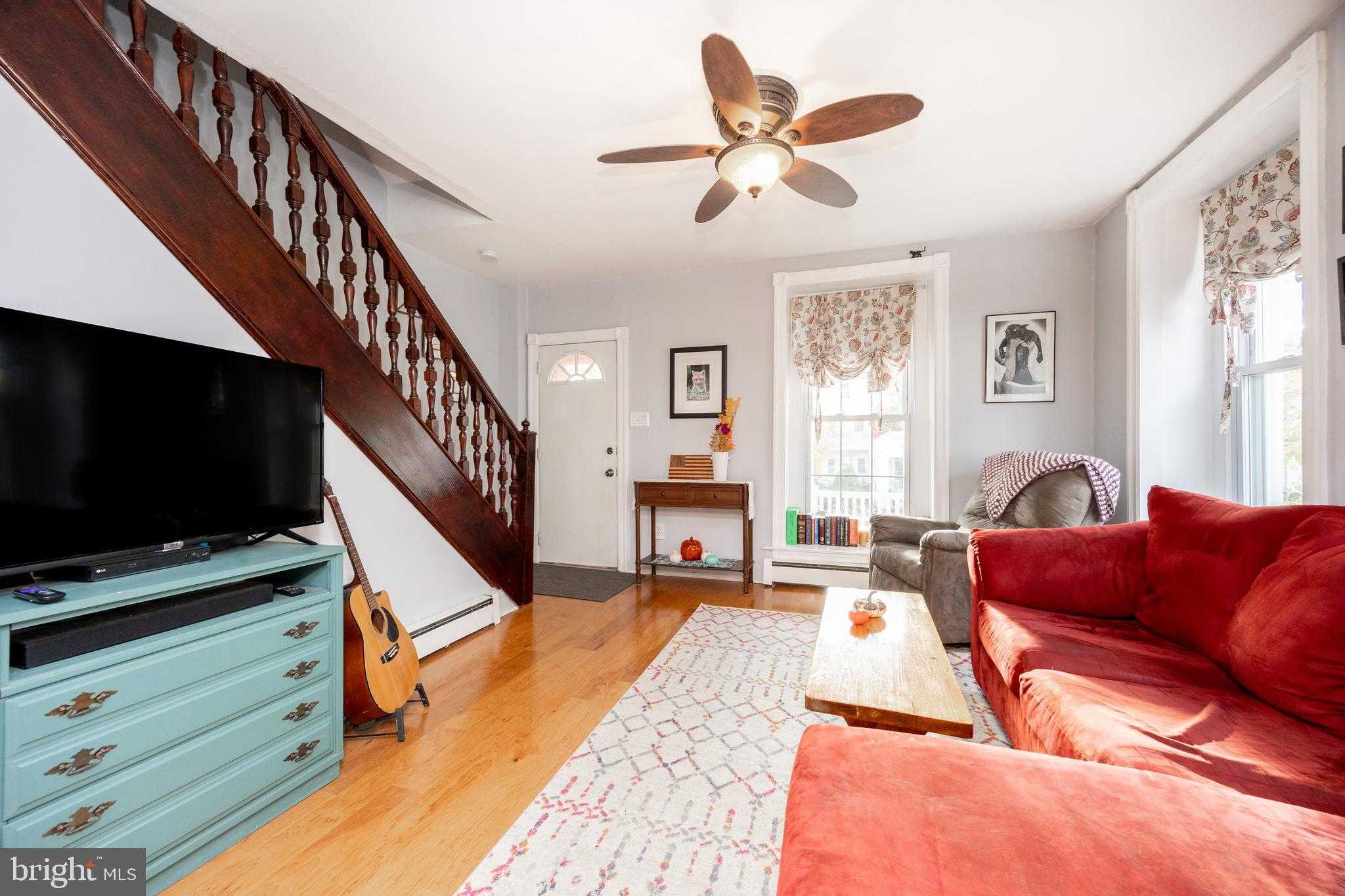 19 Glenwood Ave photo 5