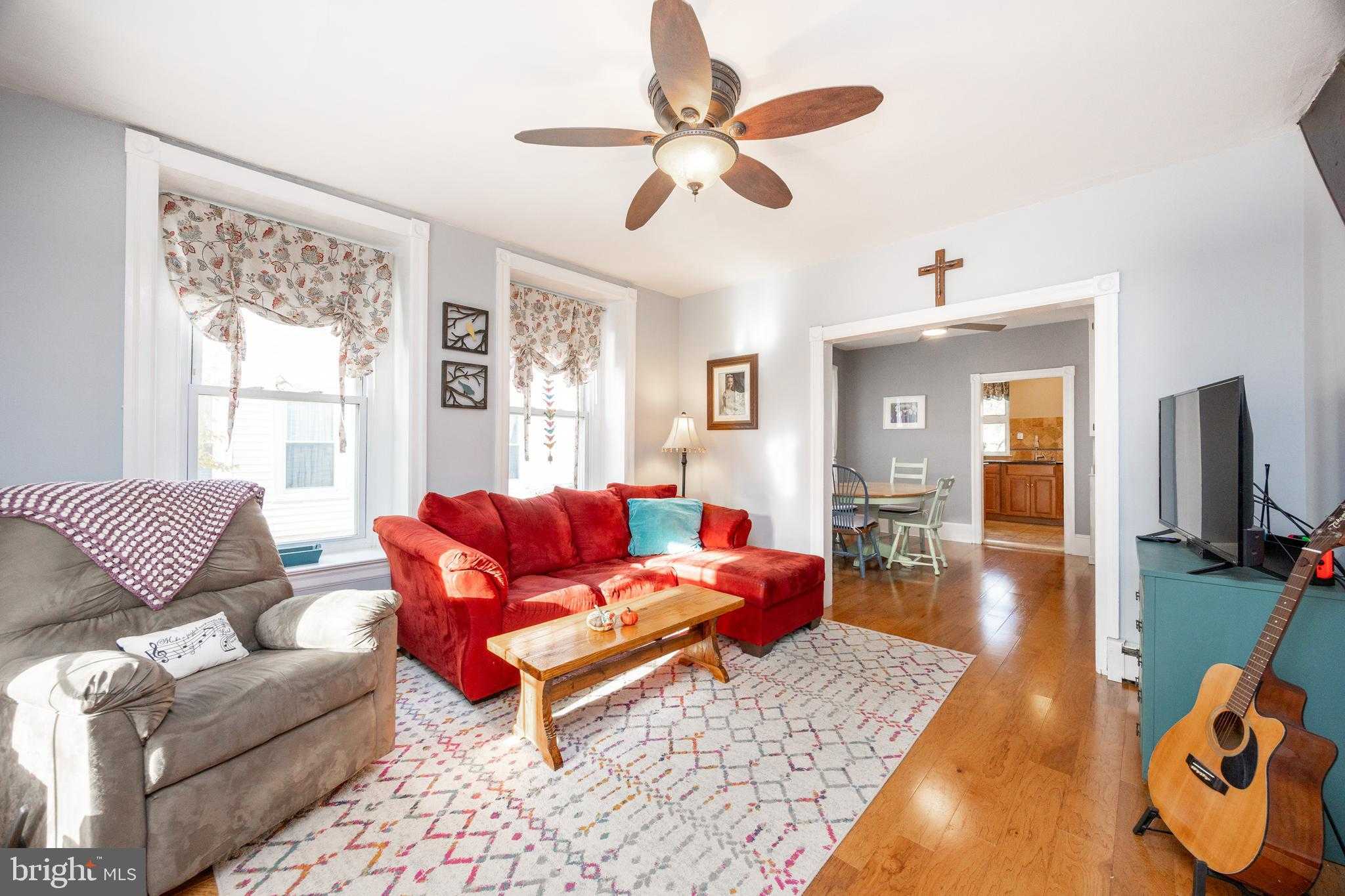 19 Glenwood Ave photo 7