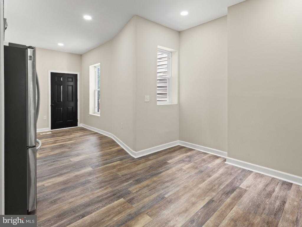 2903 Winchester St photo 7