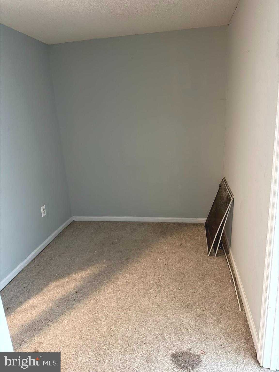 6947 Mayfair Ter photo 11